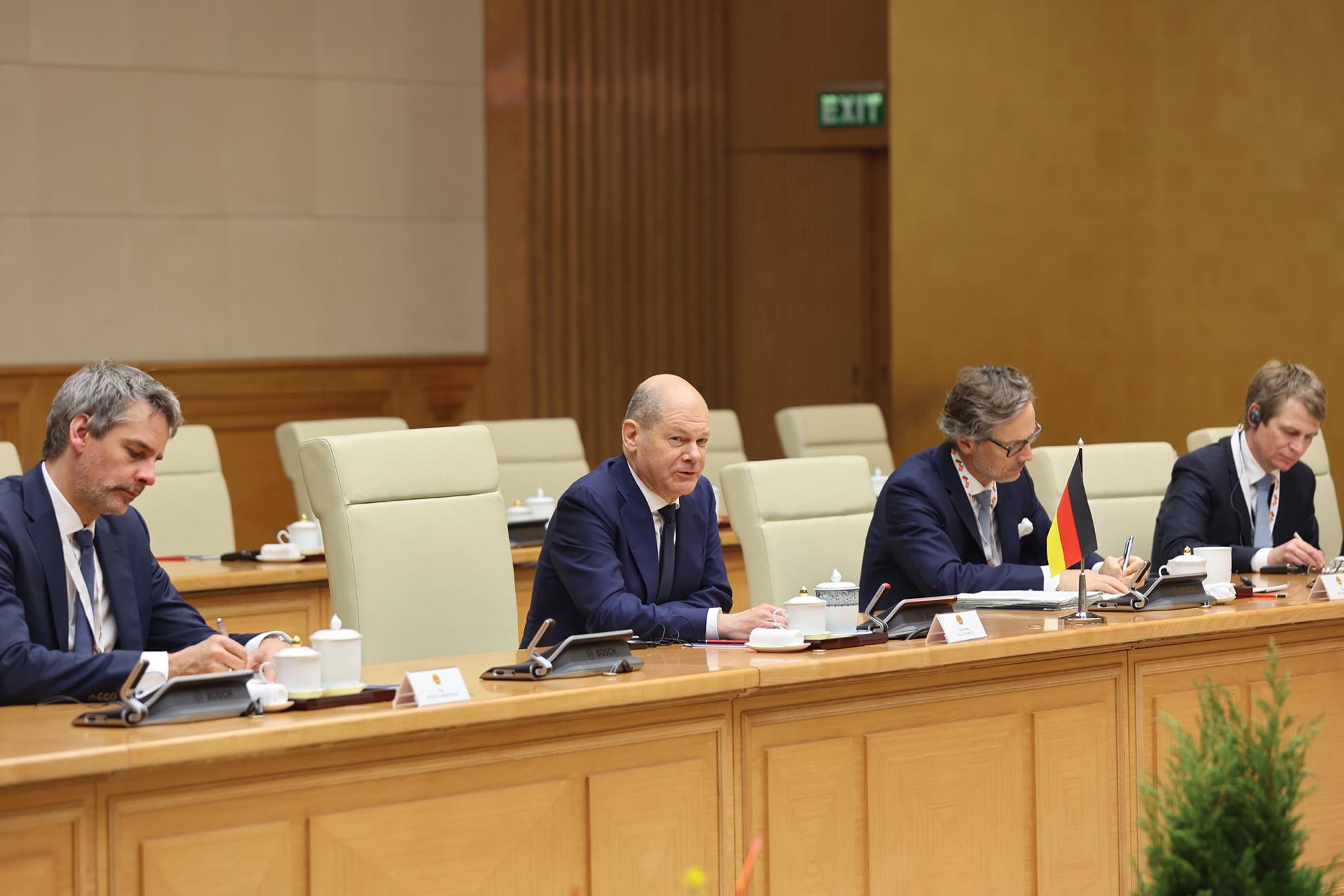 Thủ tướng Olaf Scholz phát biểu tại buổi hội đàm. Thủ tướng Olaf Scholz phát biểu tại buổi hội đàm.