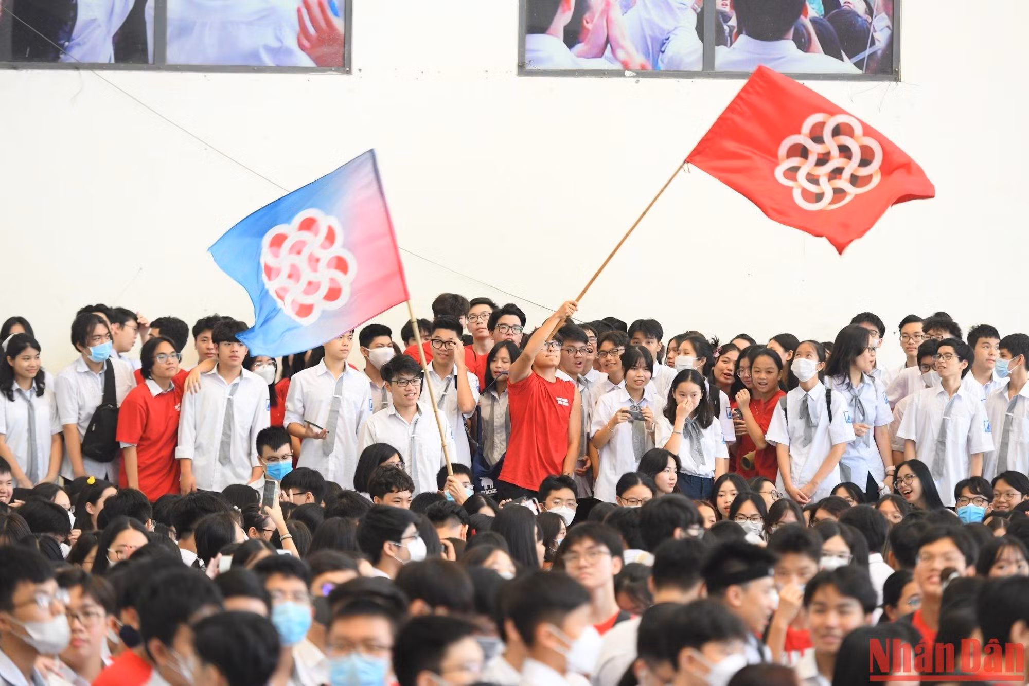 Lễ khai giảng sôi động của học sinh chuyên Hà Nội-Amsterdam. (Ảnh: Thành Đạt)