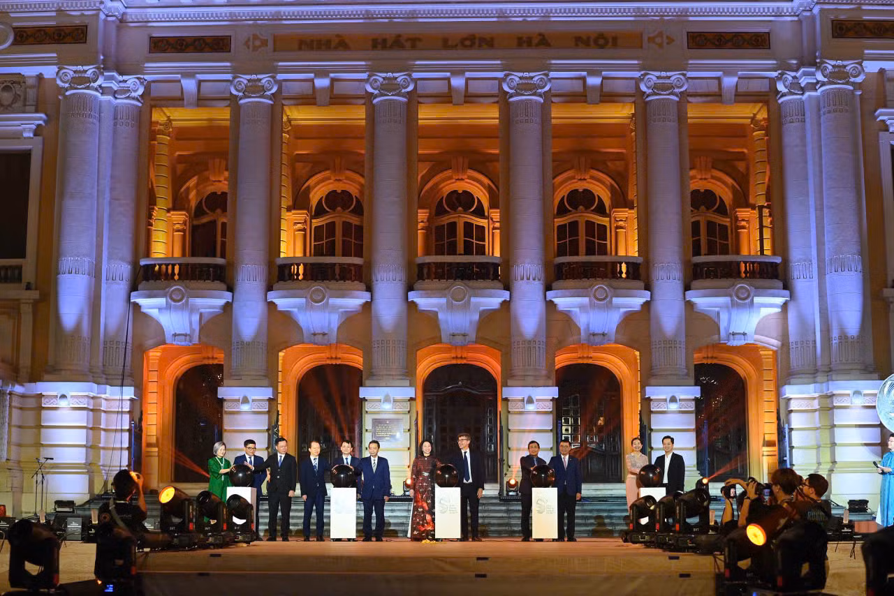 Các đại biểu khai mạc Lễ hội.