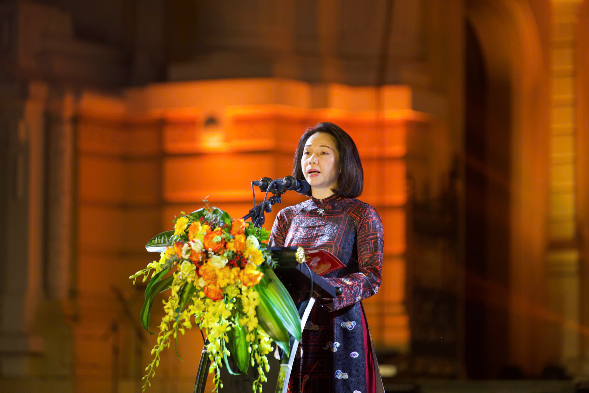 Phó Chủ tịch UBND thành phố Hà Nội Vũ Thu Hà phát biểu tại Lễ khai mạc.