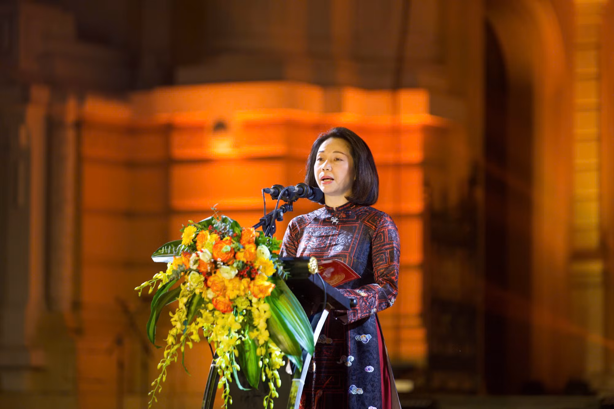 Phó Chủ tịch UBND thành phố Hà Nội Vũ Thu Hà phát biểu tại Lễ khai mạc.