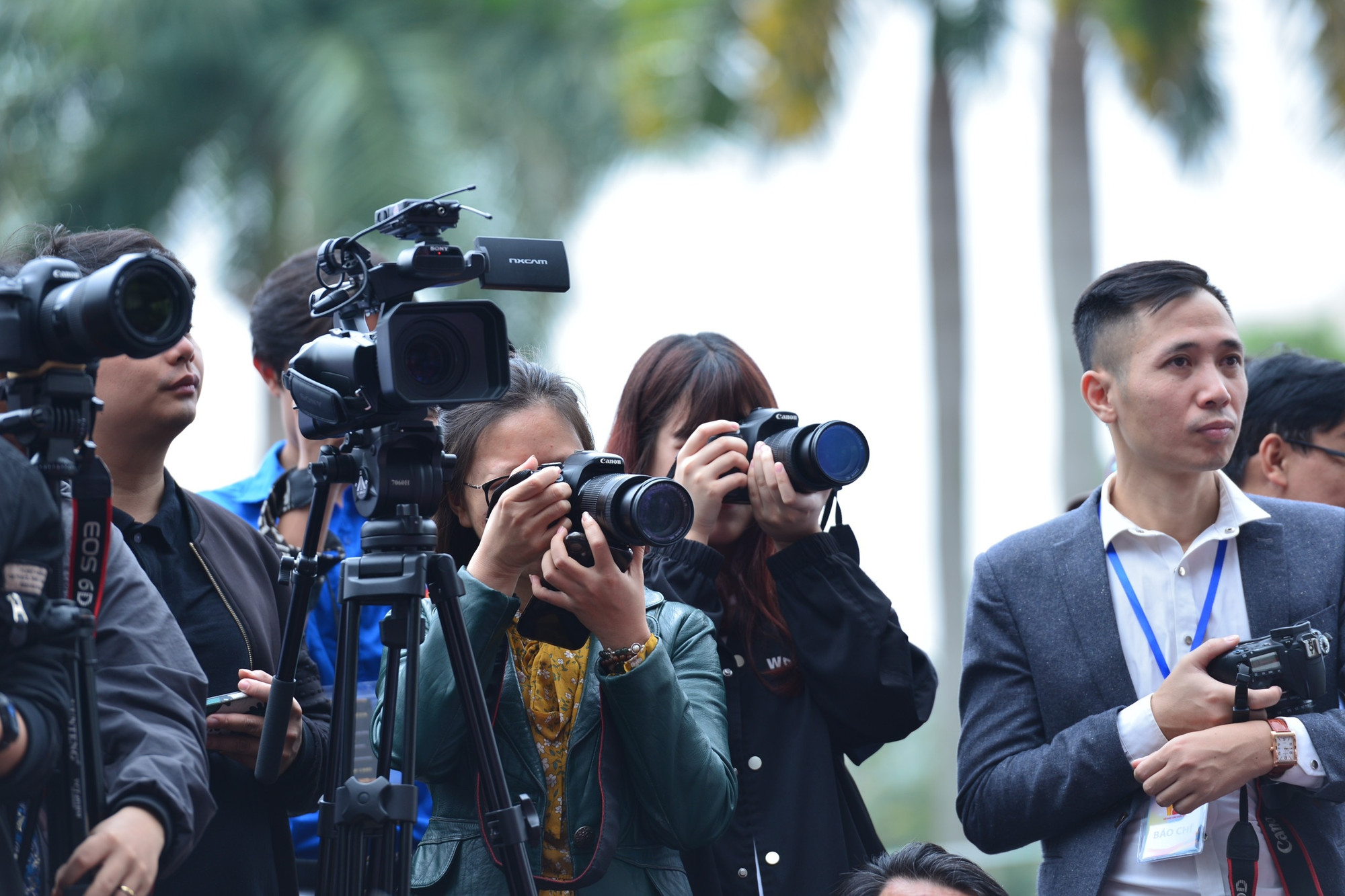 Các nhà báo cần tự rèn luyện bản lĩnh trong thời đại mạng xã hội phát triển song hành cùng báo chí. (Ảnh minh họa: Nguồn: internet)