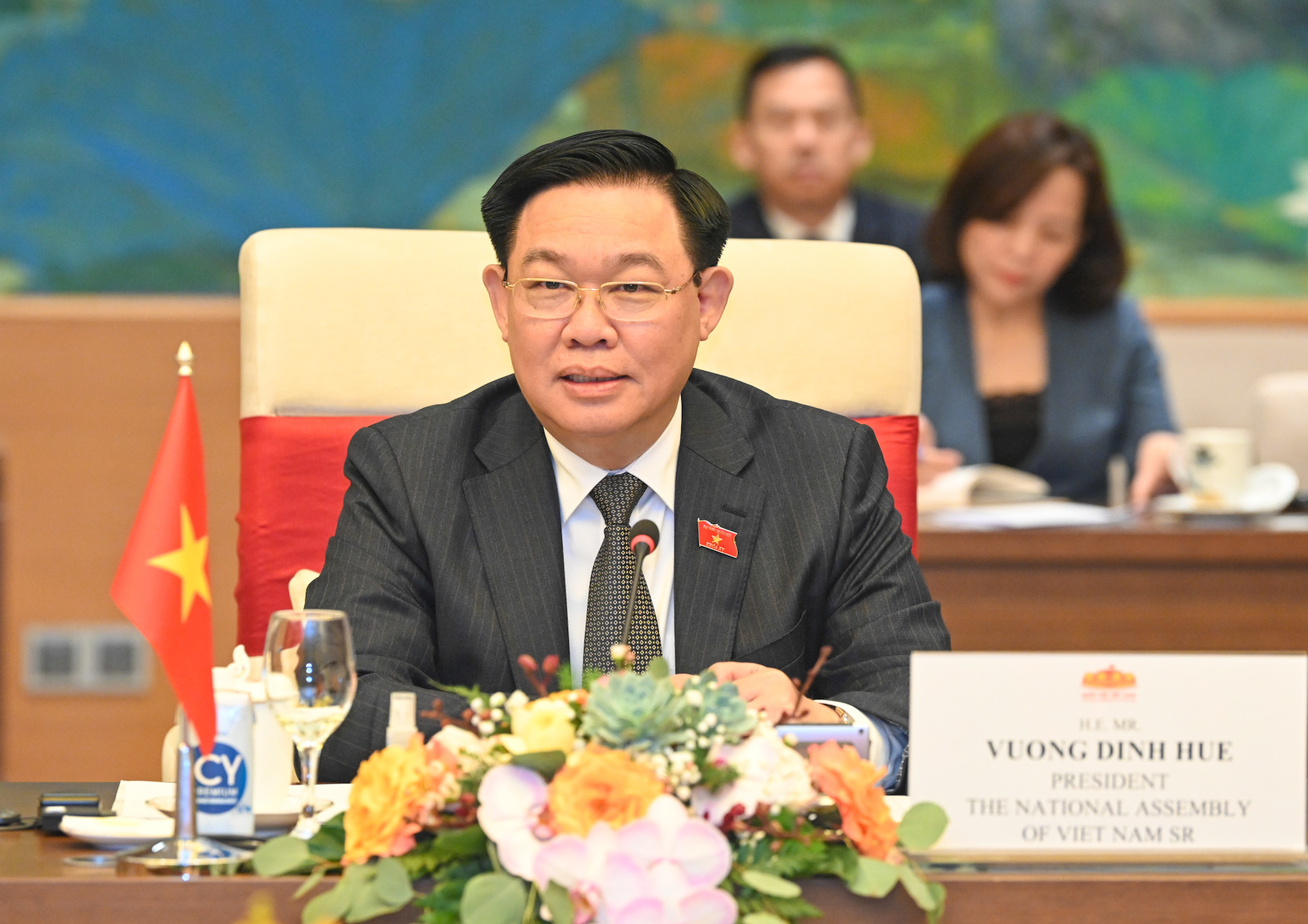 Chủ tịch Quốc hội Vương Đình Huệ phát biểu tại buổi hội kiến.