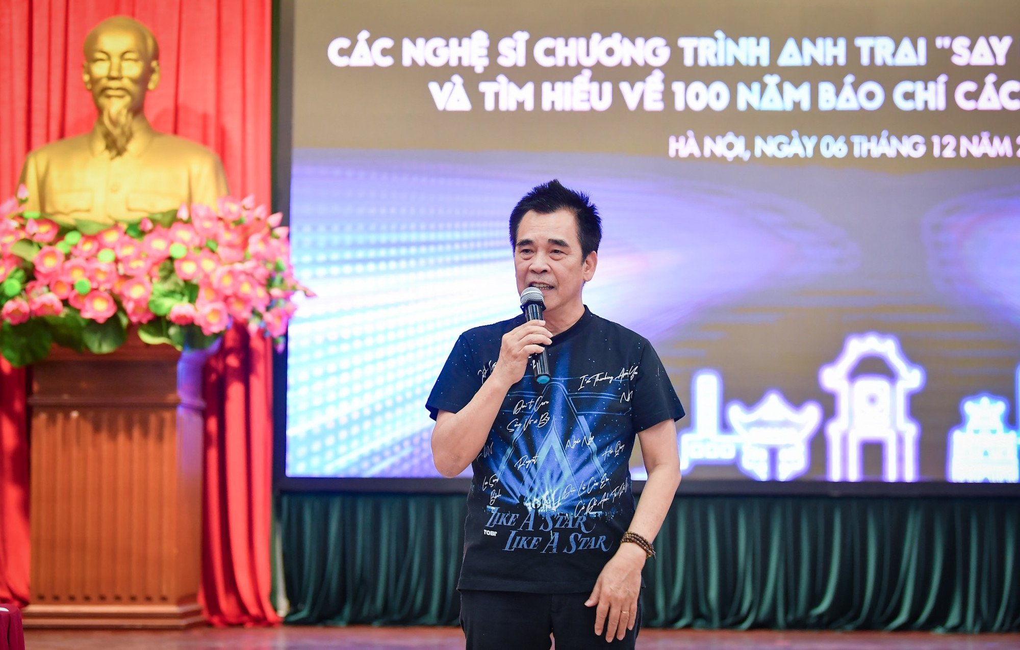 Ông Đinh Bá Thành, Chủ tịch, Tổng Giám đốc DatVietVAC cảm ơn Báo Nhân Dân đã hỗ trợ các nghệ sĩ trong hành trình về nguồn đầy ý nghĩa tại Thủ đô Hà Nội. Ông Đinh Bá Thành, Chủ tịch, Tổng Giám đốc DatVietVAC cảm ơn Báo Nhân Dân đã hỗ trợ các nghệ sĩ trong hành trình về nguồn đầy ý nghĩa tại Thủ đô Hà Nội.