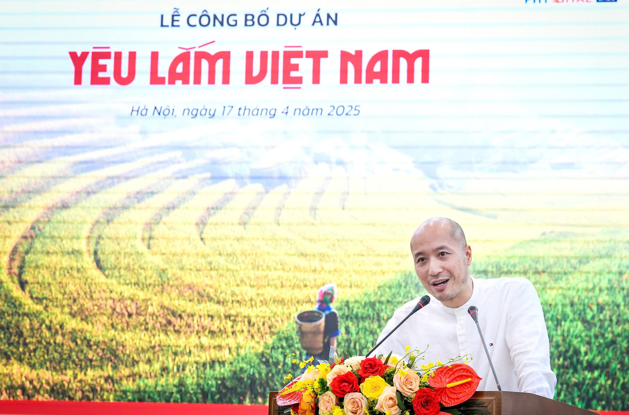 Nhạc trưởng Đồng Quang Vinh chia sẻ tại sự kiện.