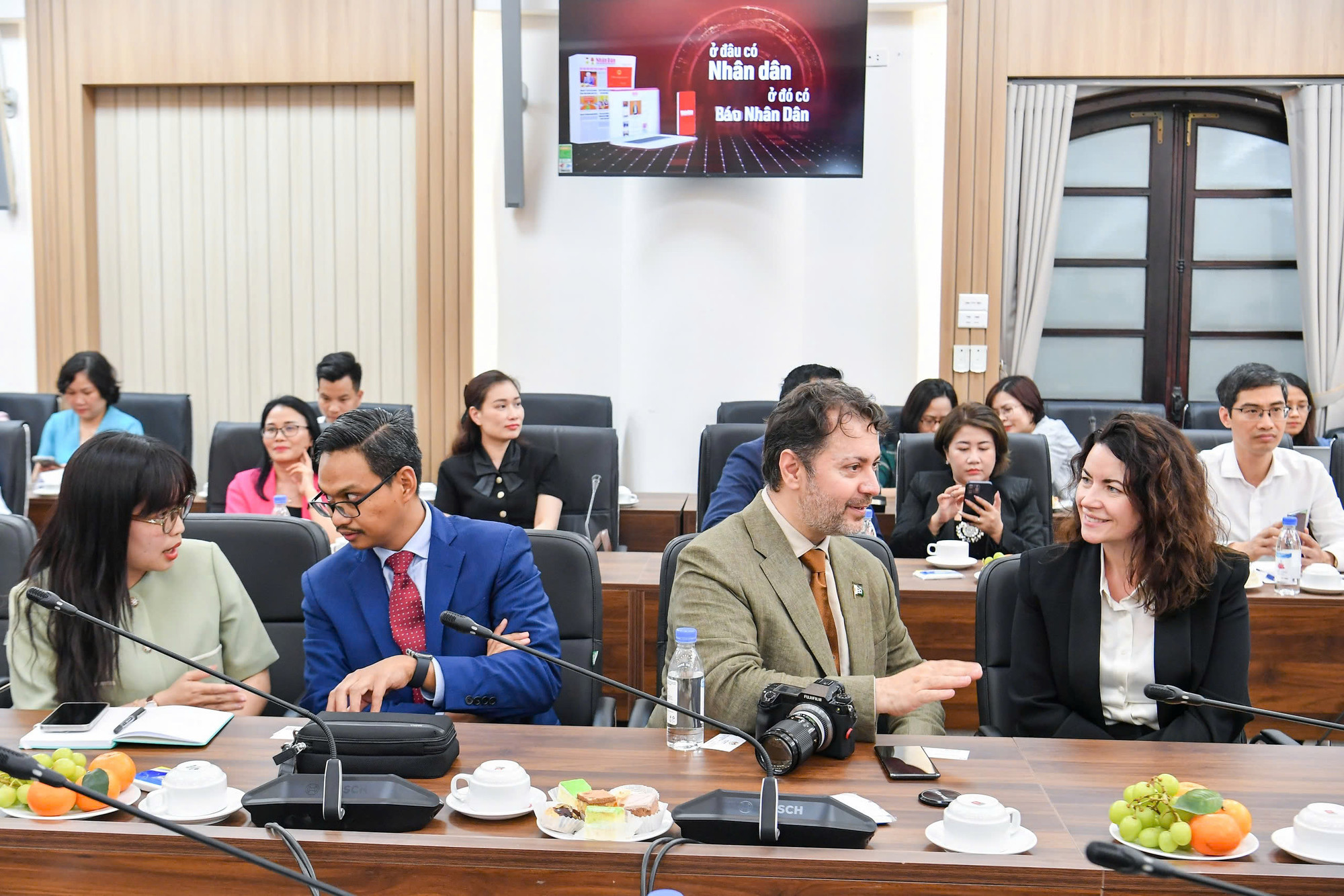 Đại diện các Đại sứ quán Pakistan, Canada, Malaysia tại Việt Nam tham dự sự kiện.