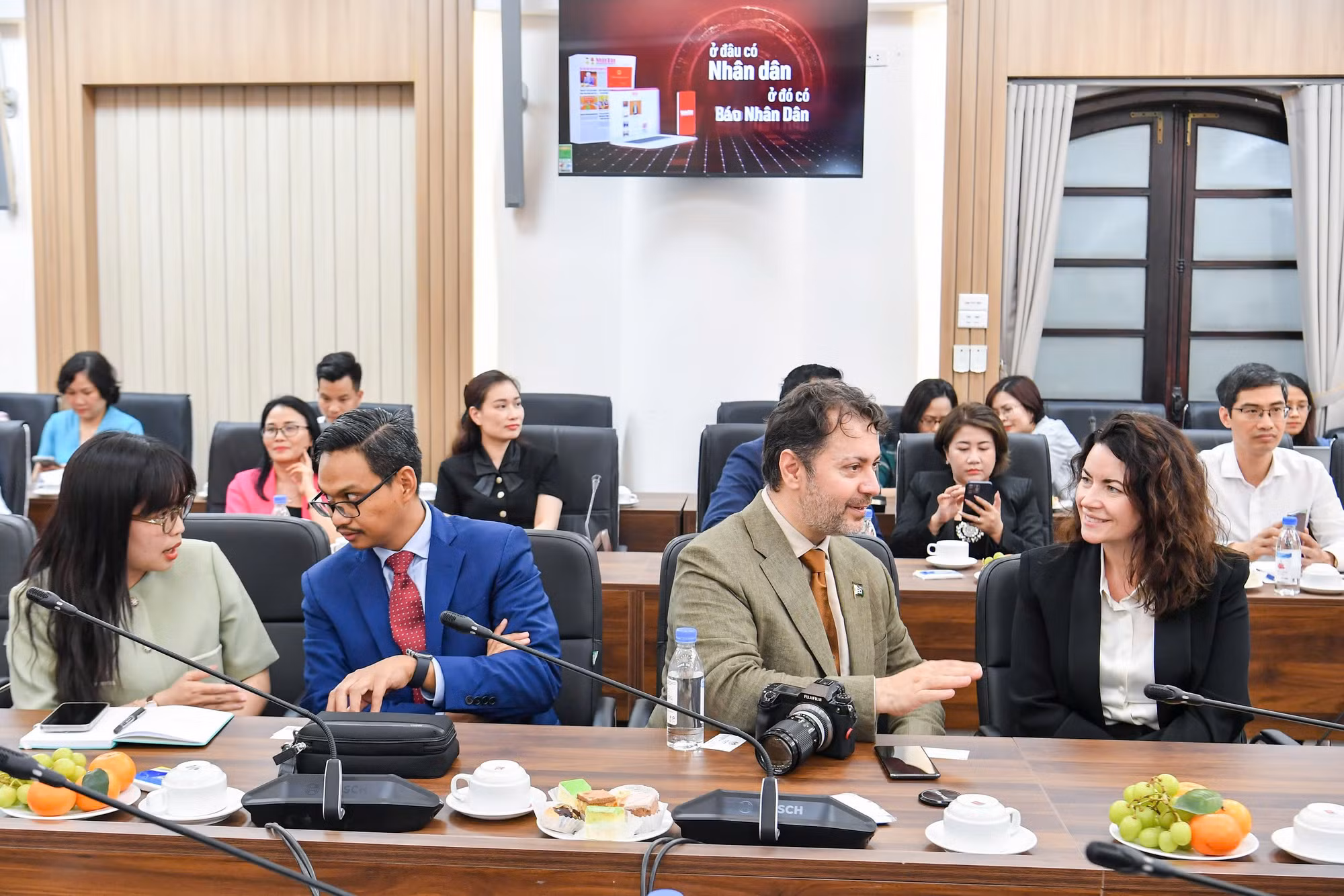 Đại diện các Đại sứ quán Pakistan, Canada, Malaysia tại Việt Nam tham dự sự kiện.