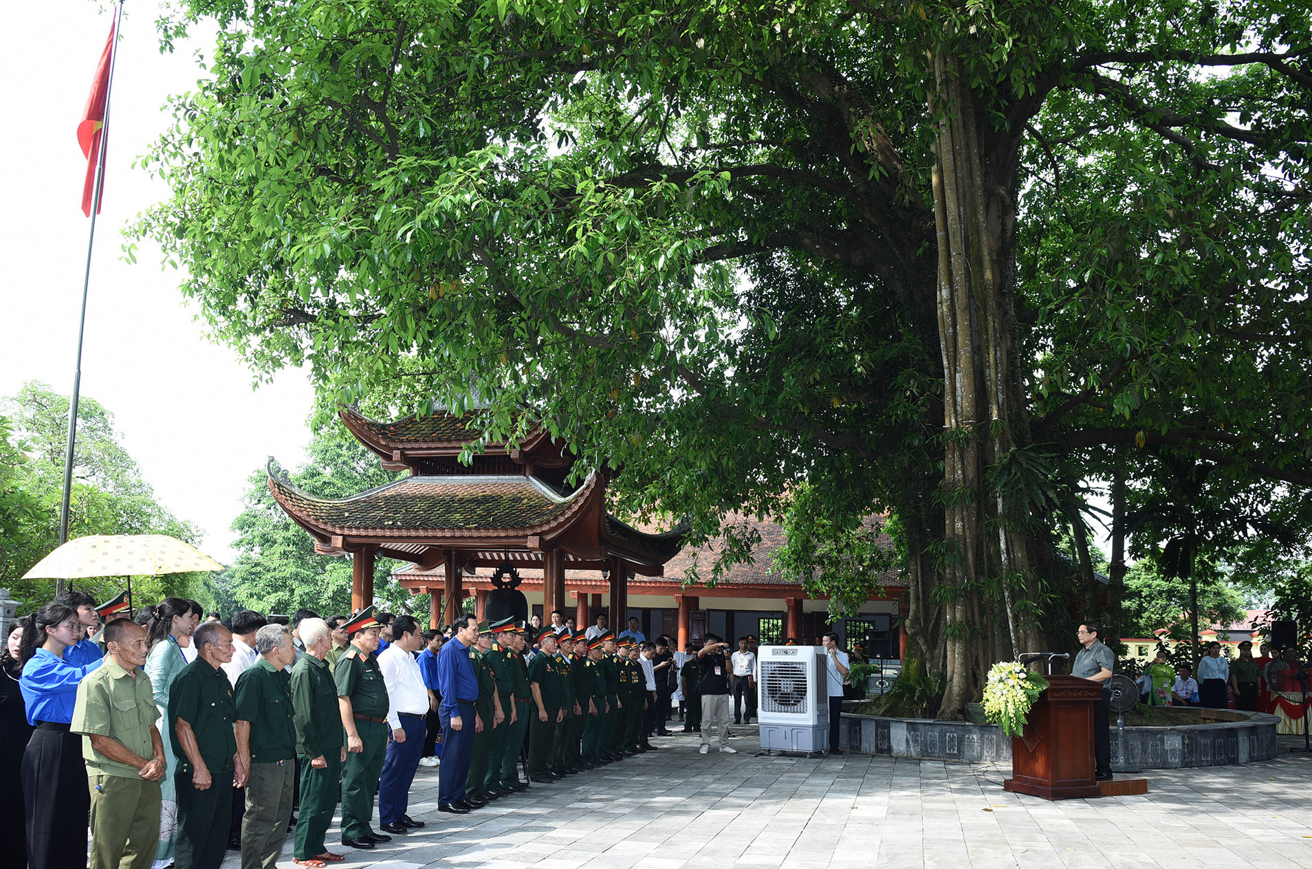 Khu di tích lịch sử quốc gia 27/7 là nơi vào ngày 27/7/1947 diễn ra cuộc mít-tinh trọng thể gồm 300 cán bộ, bộ đội và đại diện các tầng lớp nhân dân địa phương họp mặt nghe công bố bức thư của Bác Hồ, ghi nhận sự ra đời Ngày Thương binh-Liệt sĩ.