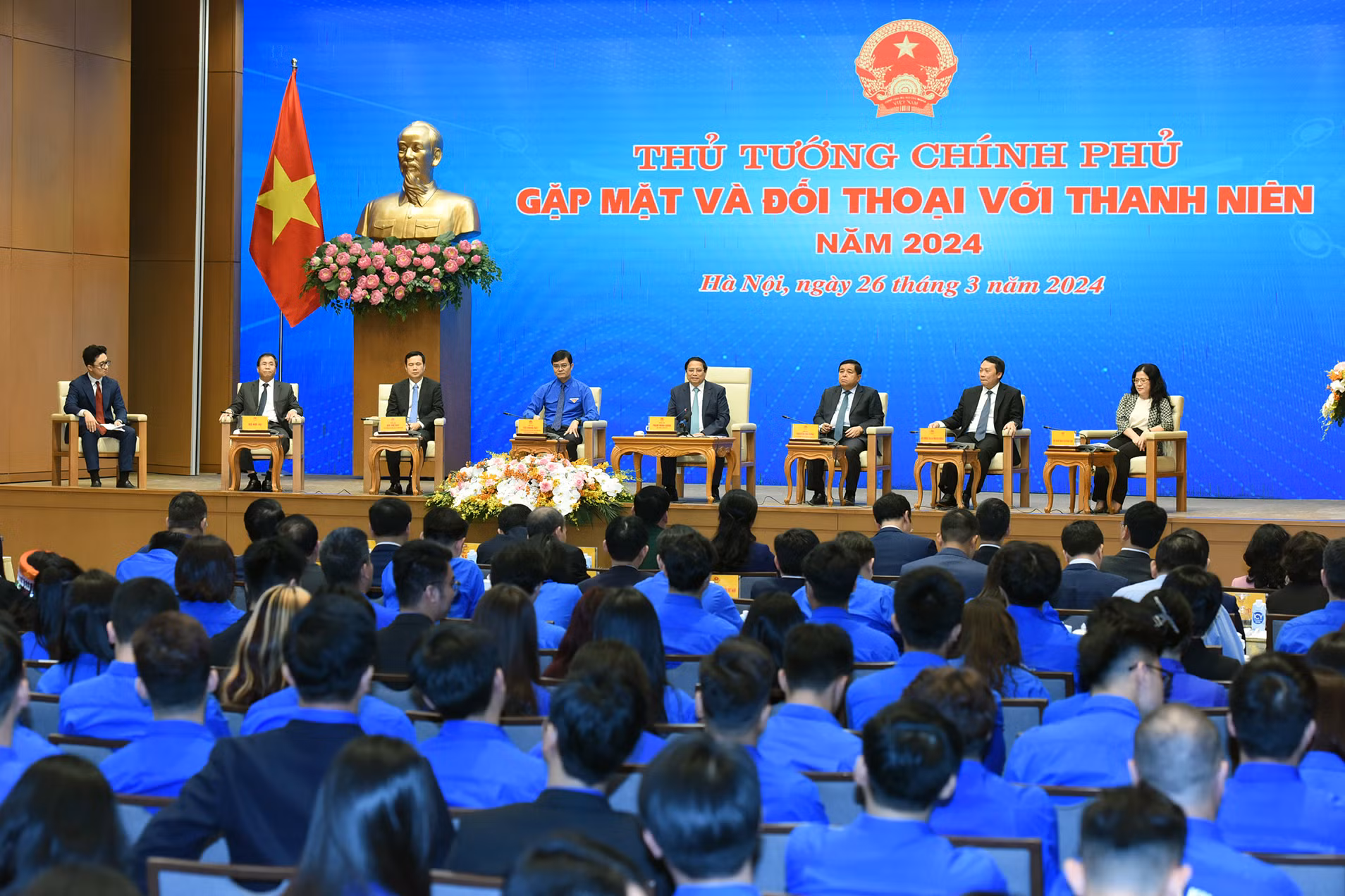 Quang cảnh buổi gặp mặt và đối thoại.