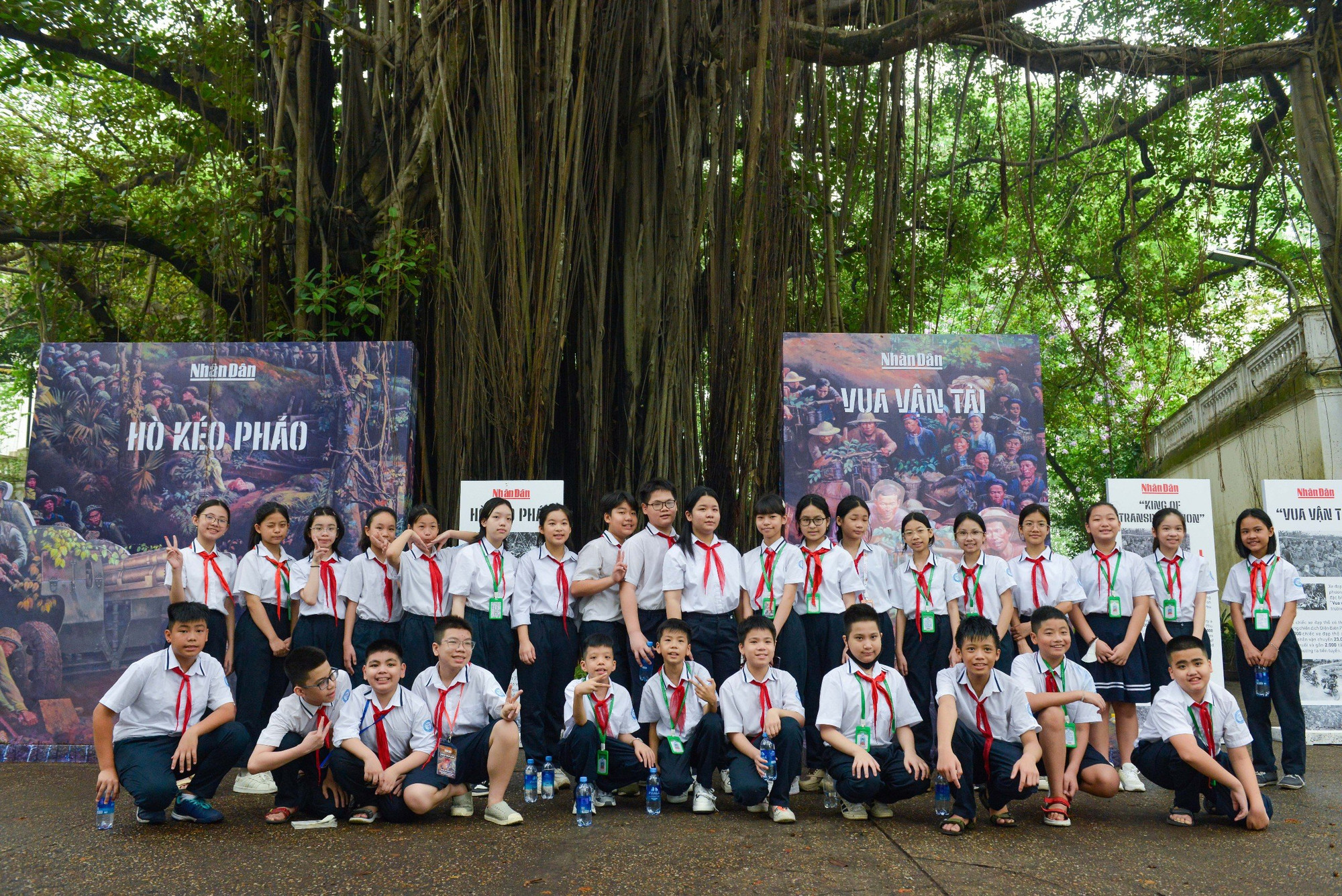 Phó Hiệu trưởng Trường trung học cơ sở Lê Lợi Nguyễn Ngọc Hân cho hay: "Nhà trường mong muốn, bên cạnh các kiến thức trong sách vở hay được học trên lớp, các bạn sẽ được tiếp xúc và trải nghiệm trực tiếp với các mô hình, triển lãm lịch sử. Có như thế, học sinh sẽ nhớ lâu hơn và hứng thú hơn khi tìm hiểu về các sự kiện, nội dung của môn học quan trọng này".