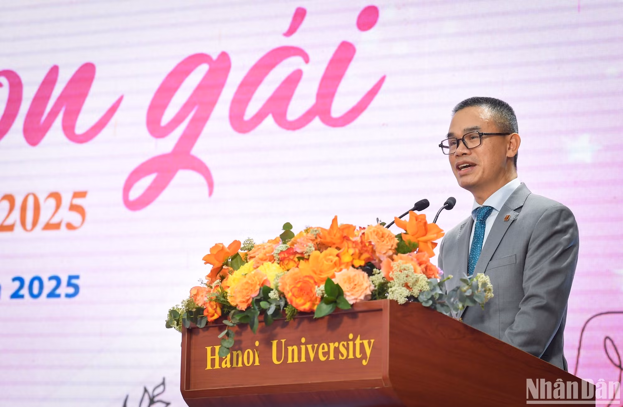 PGS, TS Nguyễn Văn Trào, Hiệu trưởng Trường đại học Hà Nội chia sẻ tại Lễ phát động.