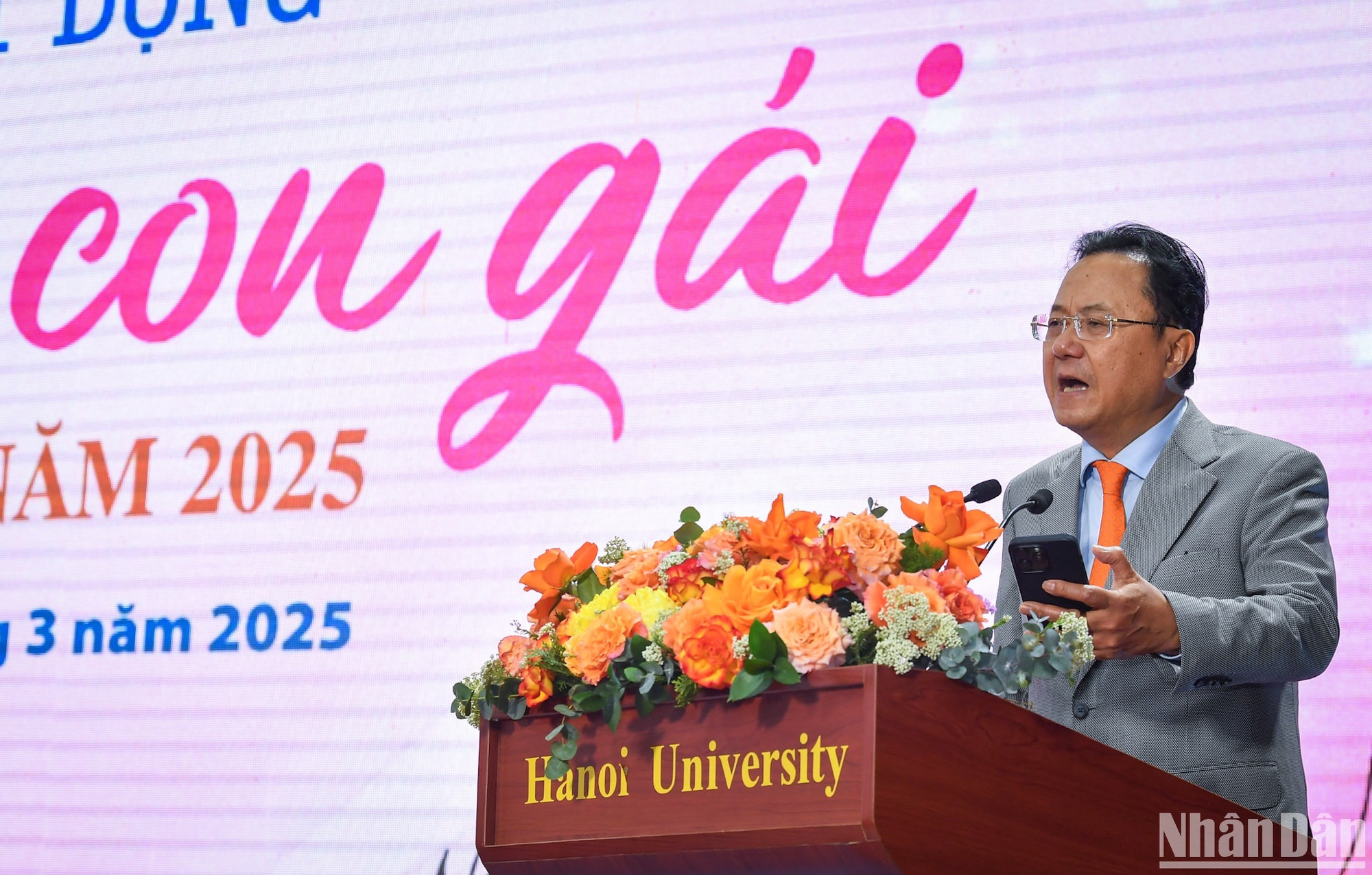 Nhà thơ Hồng Thanh Quang, Trưởng Ban giám khảo Cuộc thi chia sẻ về các tiêu chí để đánh giá một tác phẩm xuất sắc.