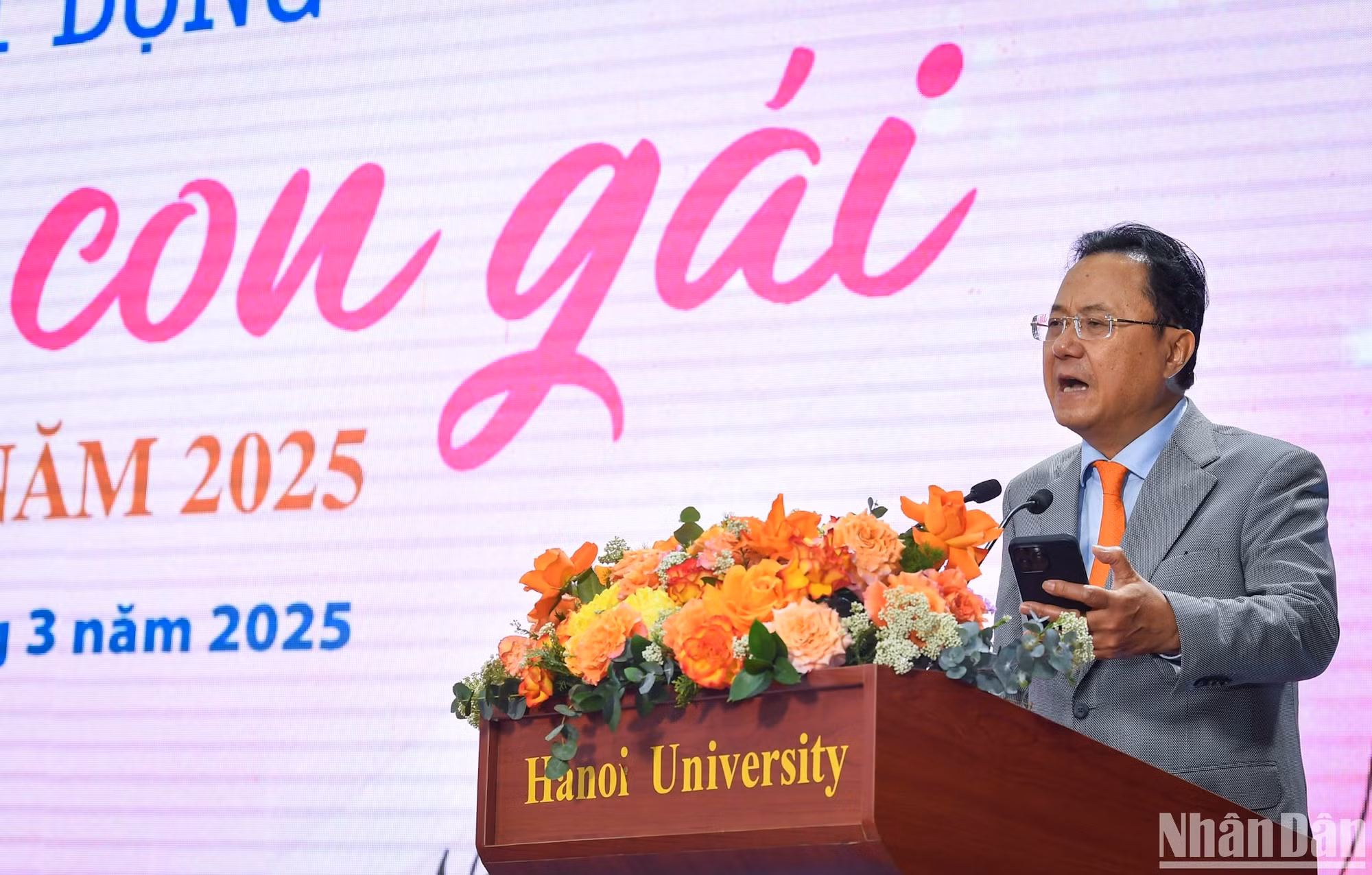 Nhà thơ Hồng Thanh Quang, Trưởng Ban giám khảo Cuộc thi chia sẻ về các tiêu chí để đánh giá một tác phẩm xuất sắc.