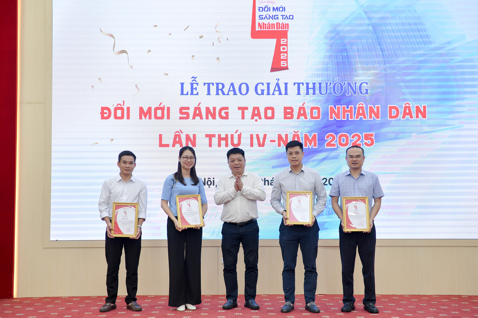 Nhiều sản phẩm ấn tượng được vinh danh tại Lễ tổng kết Ngày Đổi mới sáng tạo Báo Nhân Dân lần thứ 4.