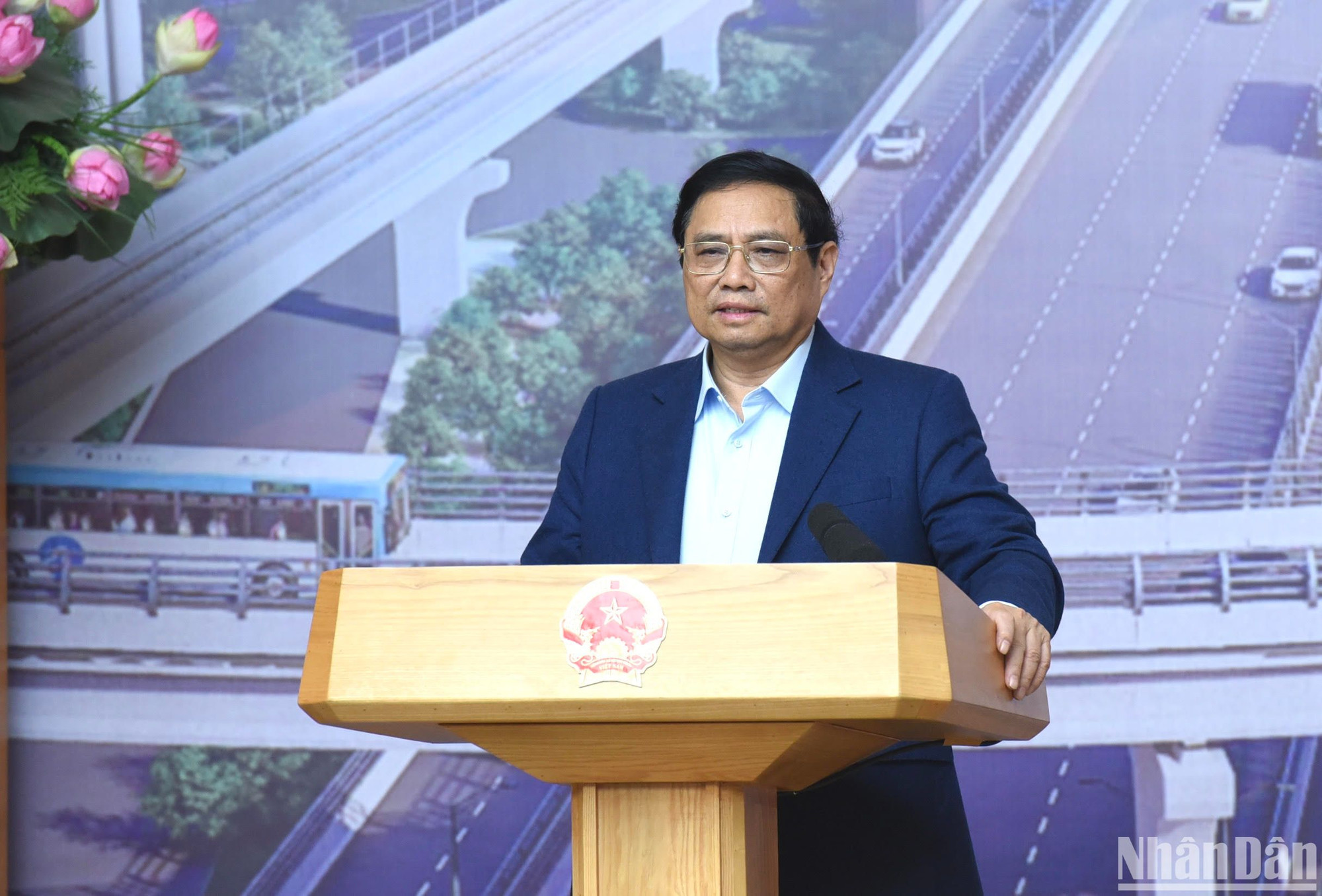 Thủ tướng Phạm Minh Chính phát biểu chỉ đạo tại phiên họp.