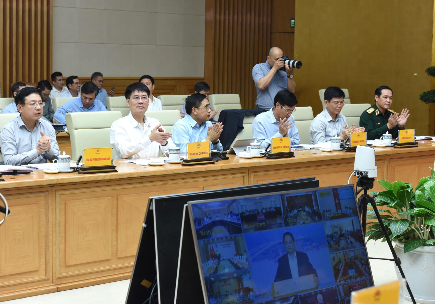 Đại diện lãnh đạo các bộ, ban, ngành tham dự Phiên họp.