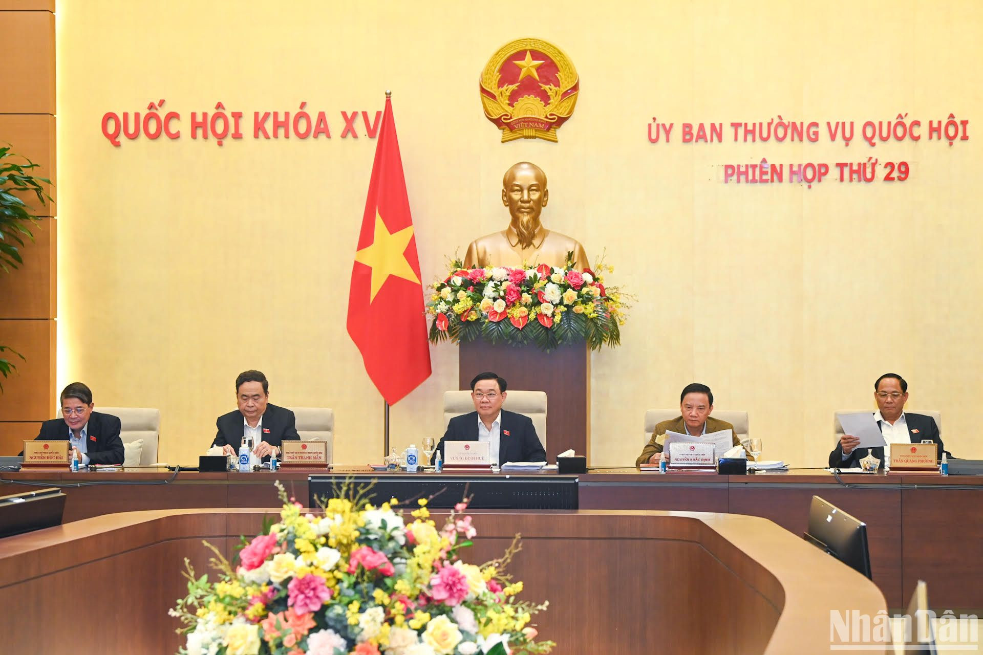 Phiên họp thứ 29 của Ủy ban Thường vụ Quốc hội diễn ra từ chiều 8/1 đến hết ngày 9/1 tại phòng họp Tân Trào, Nhà Quốc hội.