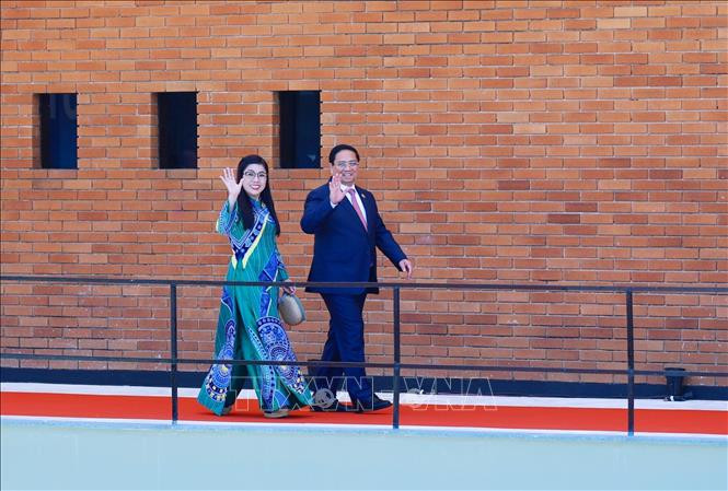 Thủ tướng Phạm Minh Chính và Phu nhân dự Hội nghị thượng đỉnh G20, tại Rio de Janeiro (Brazil).