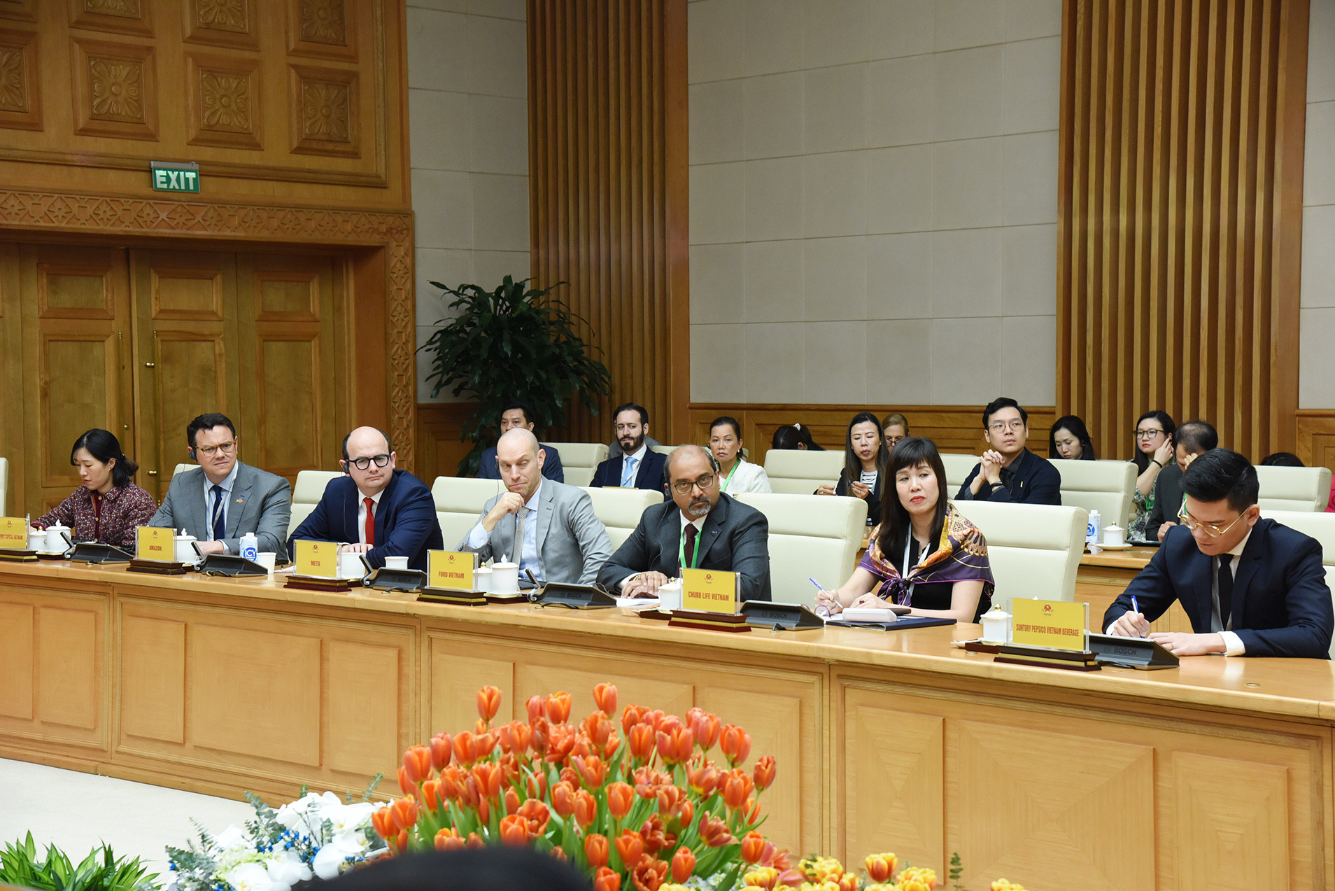 Các doanh nghiệp của Hội đồng Kinh doanh Hoa Kỳ-ASEAN tham dự buổi tiếp.