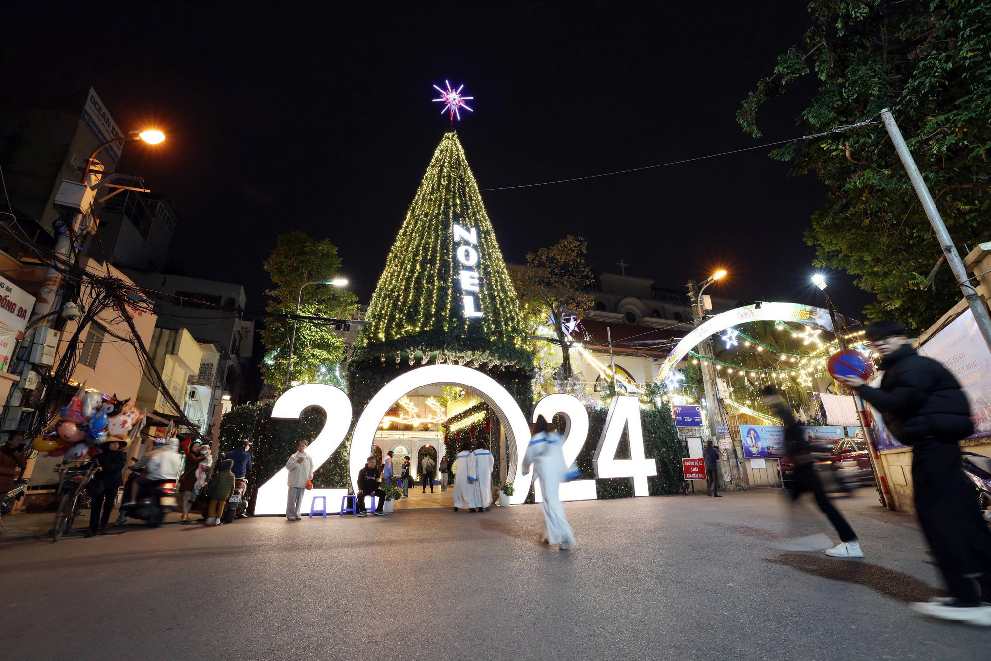 Nhà thờ Thái Hà được xây dựng vào năm 1935, đến năm 2002, công trình được tu bổ.