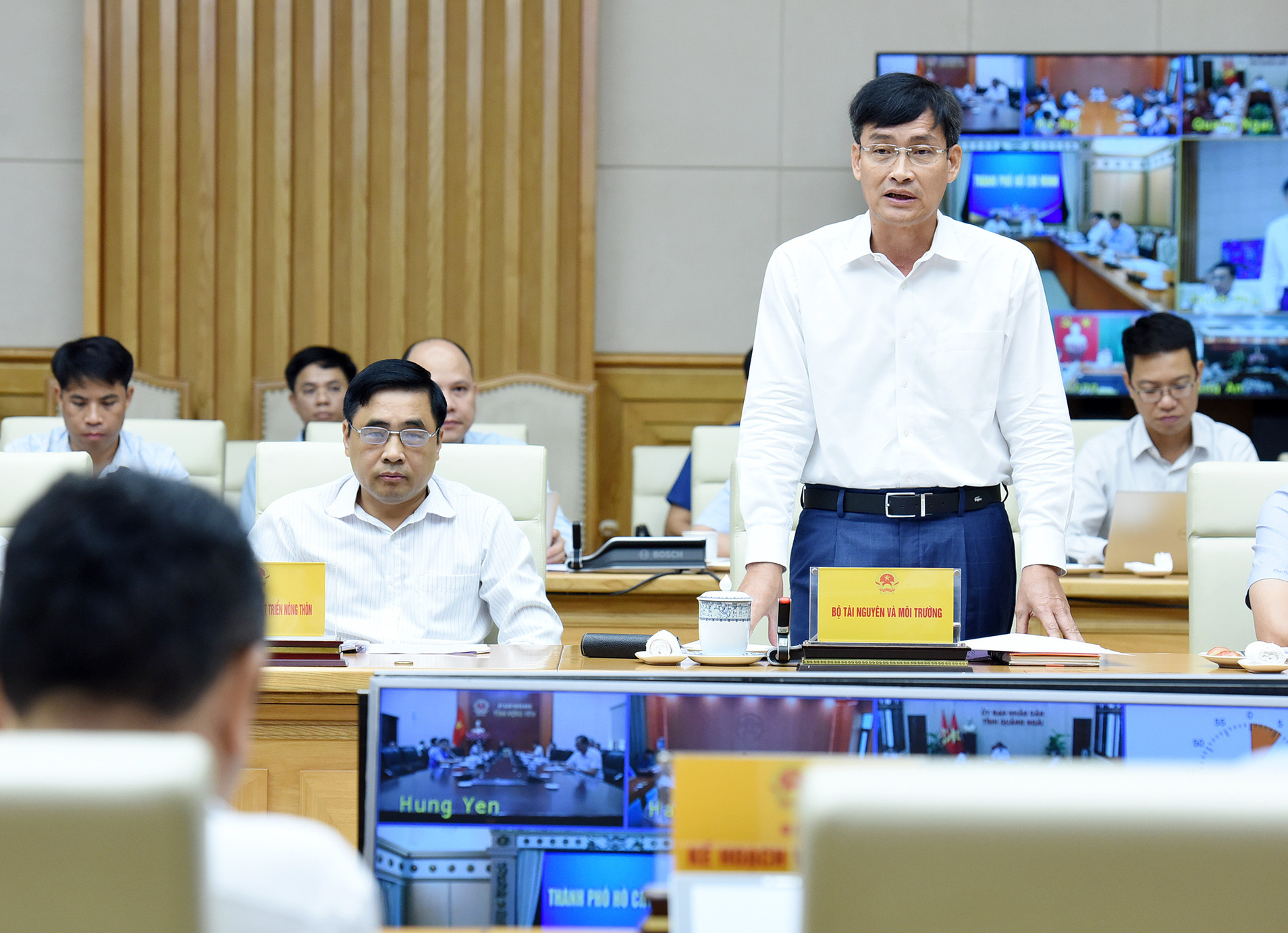 Thứ trưởng Tài nguyên và Môi trường Trần Quý Kiên phát biểu.