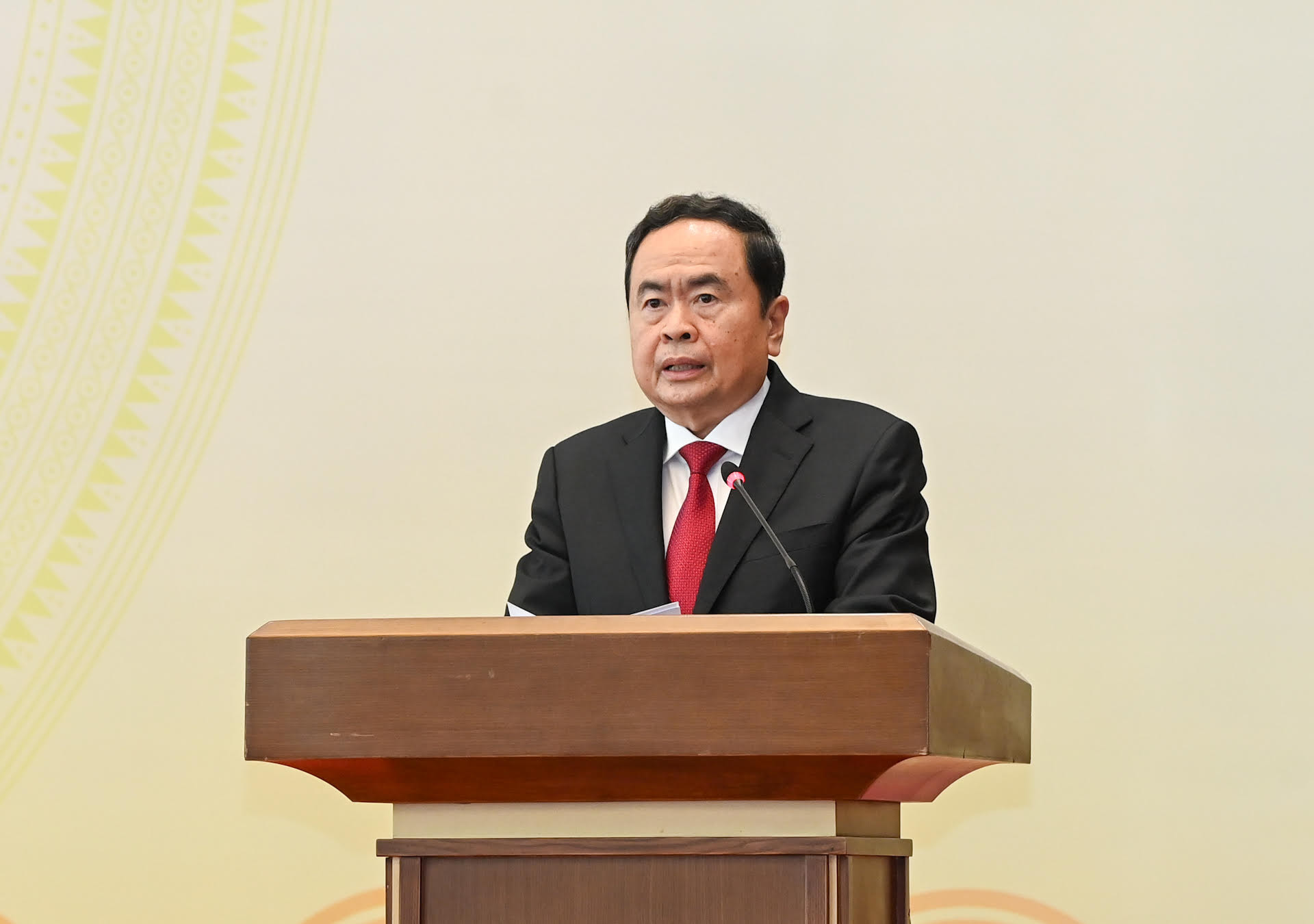 Chủ tịch Quốc hội Trần Thanh Mẫn phát biểu tại cuộc gặp mặt.