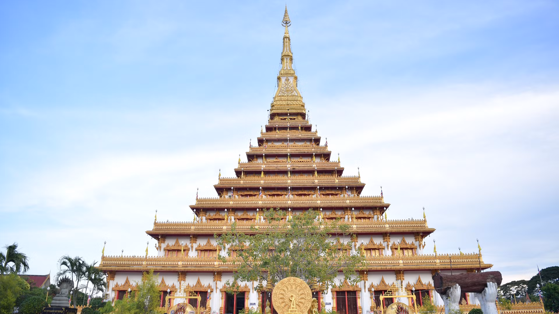 [Ảnh] Nét kiến trúc độc đáo của Bảo tháp chín tầng tại Khon Kaen, Thái Lan