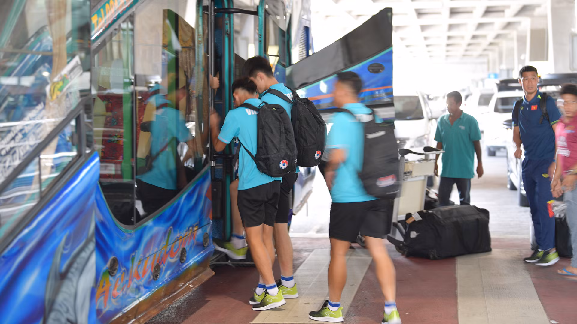 Dự kiến, ngày mai (15/8), đội tuyển U23 Việt Nam sẽ có trận giao hữu với đội tuyển U23 Bahrain tại Bangkok. Đây sẽ là cơ hội tốt để đội tuyển U23 Việt Nam đánh giá lại quá trình chuẩn bị trước khi bước vào giải đấu.
