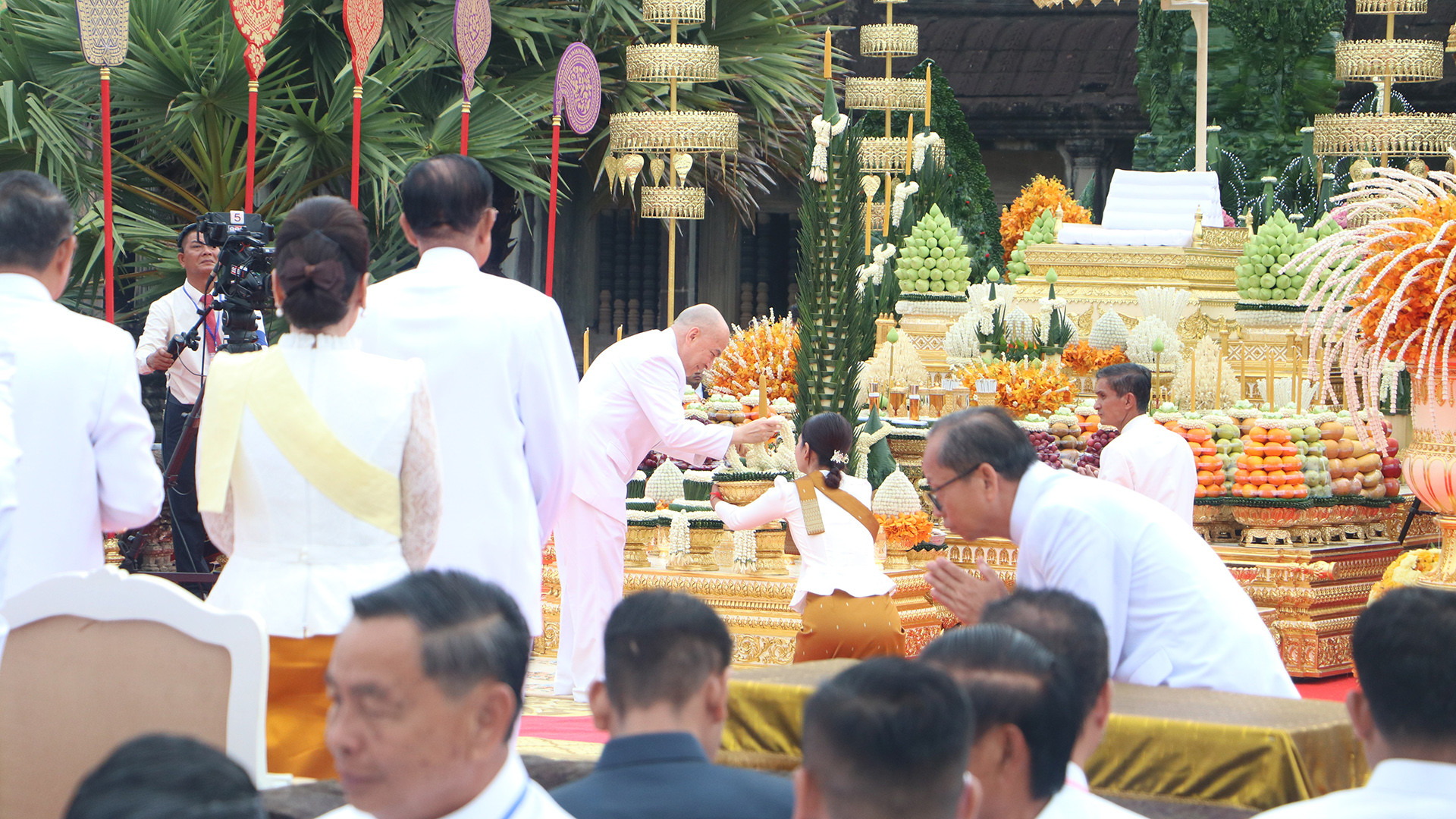 Các nghi thức độc đáo của lễ cầu an được kỳ vọng góp phần quảng bá rộng rãi di sản văn hóa phong phú của Campuchia. Các nghi thức độc đáo của lễ cầu an được kỳ vọng góp phần quảng bá rộng rãi di sản văn hóa phong phú của Campuchia.