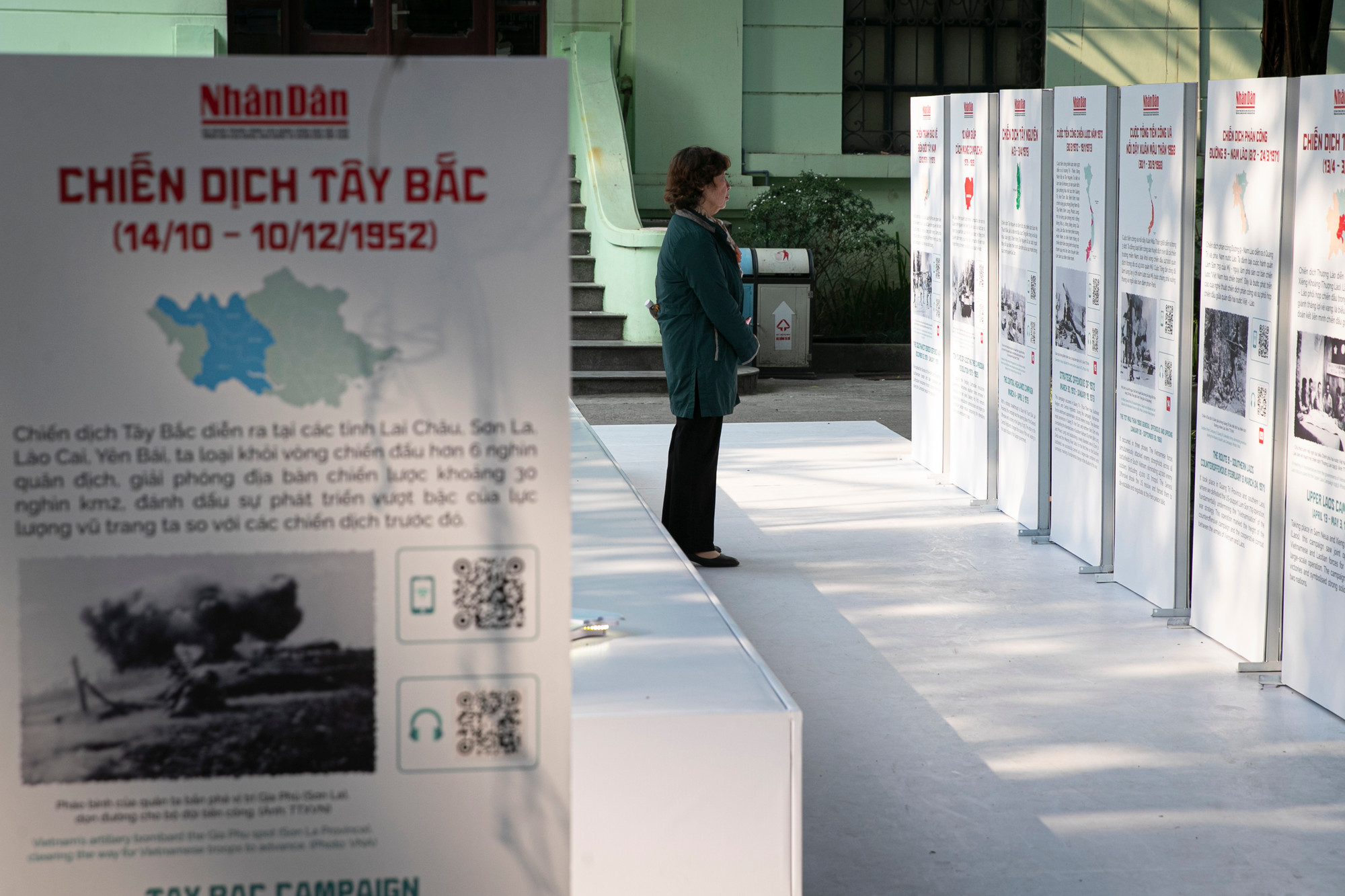 Triển lãm sẽ mở cửa tự do đón khách tham quan đến hết 22/12 tại trụ sở Báo Nhân Dân, số 71 Hàng Trống, Hà Nội. Triển lãm sẽ mở cửa tự do đón khách tham quan đến hết 22/12 tại trụ sở Báo Nhân Dân, số 71 Hàng Trống, Hà Nội.