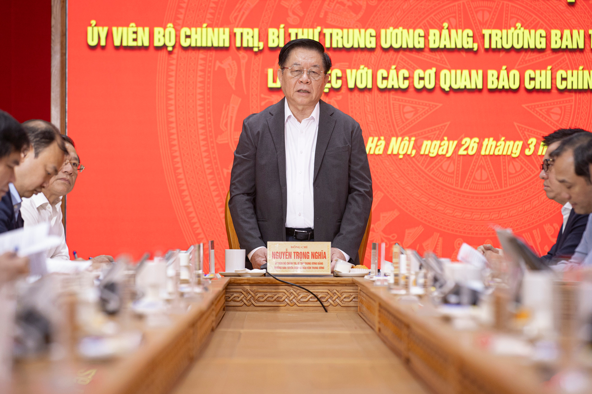 Trưởng Ban Tuyên giáo và Dân vận Trung ương Nguyễn Trọng Nghĩa làm việc với các cơ quan báo chí chính trị chủ lực nhằm quán triệt, nâng cao chất lượng công tác thông tin, tuyên truyền nhiệm vụ chính trị năm 2025. Trưởng Ban Tuyên giáo và Dân vận Trung ương Nguyễn Trọng Nghĩa làm việc với các cơ quan báo chí chính trị chủ lực nhằm quán triệt, nâng cao chất lượng công tác thông tin, tuyên truyền nhiệm vụ chính trị năm 2025.