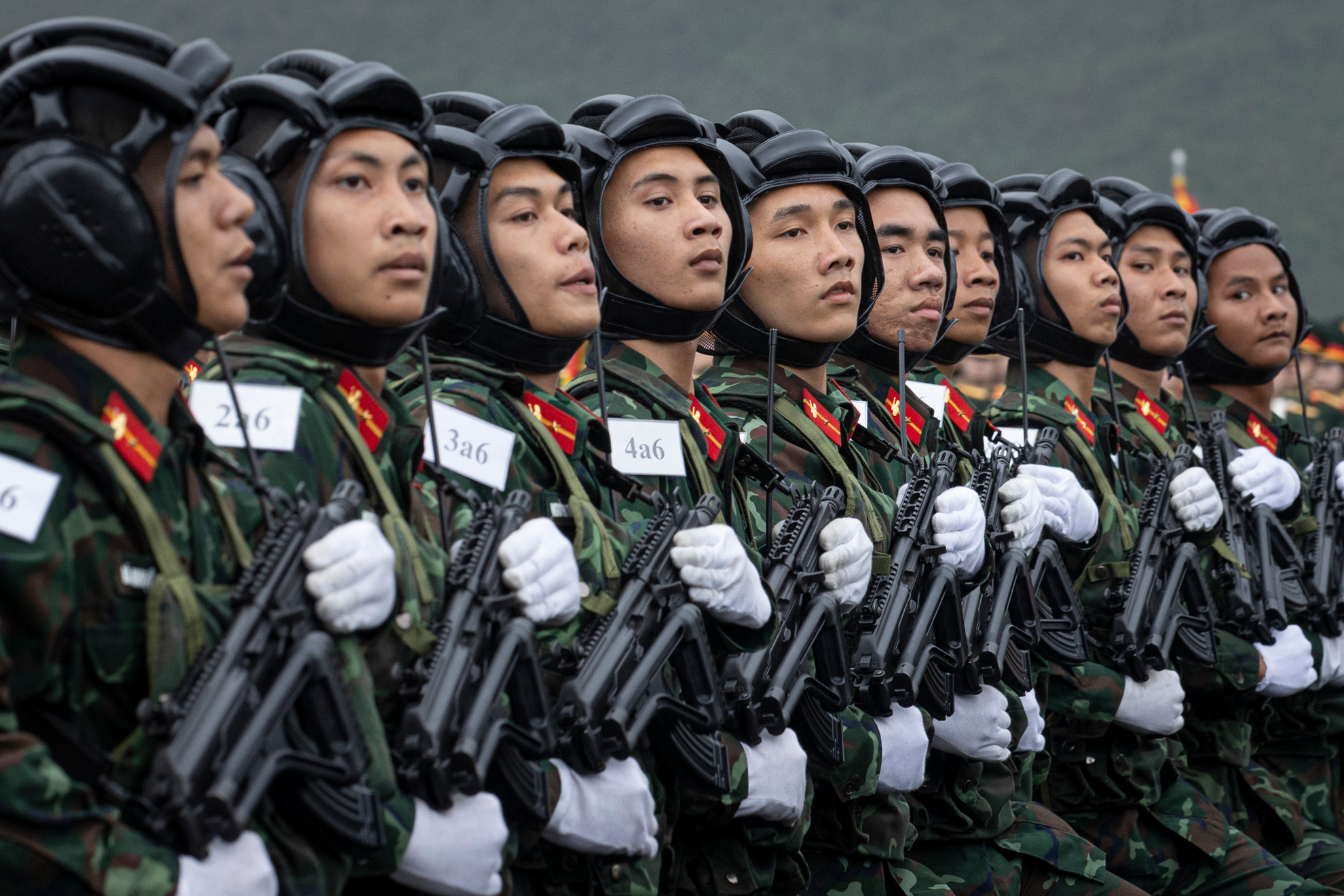 Khối chiến sĩ tăng thiết giáp.