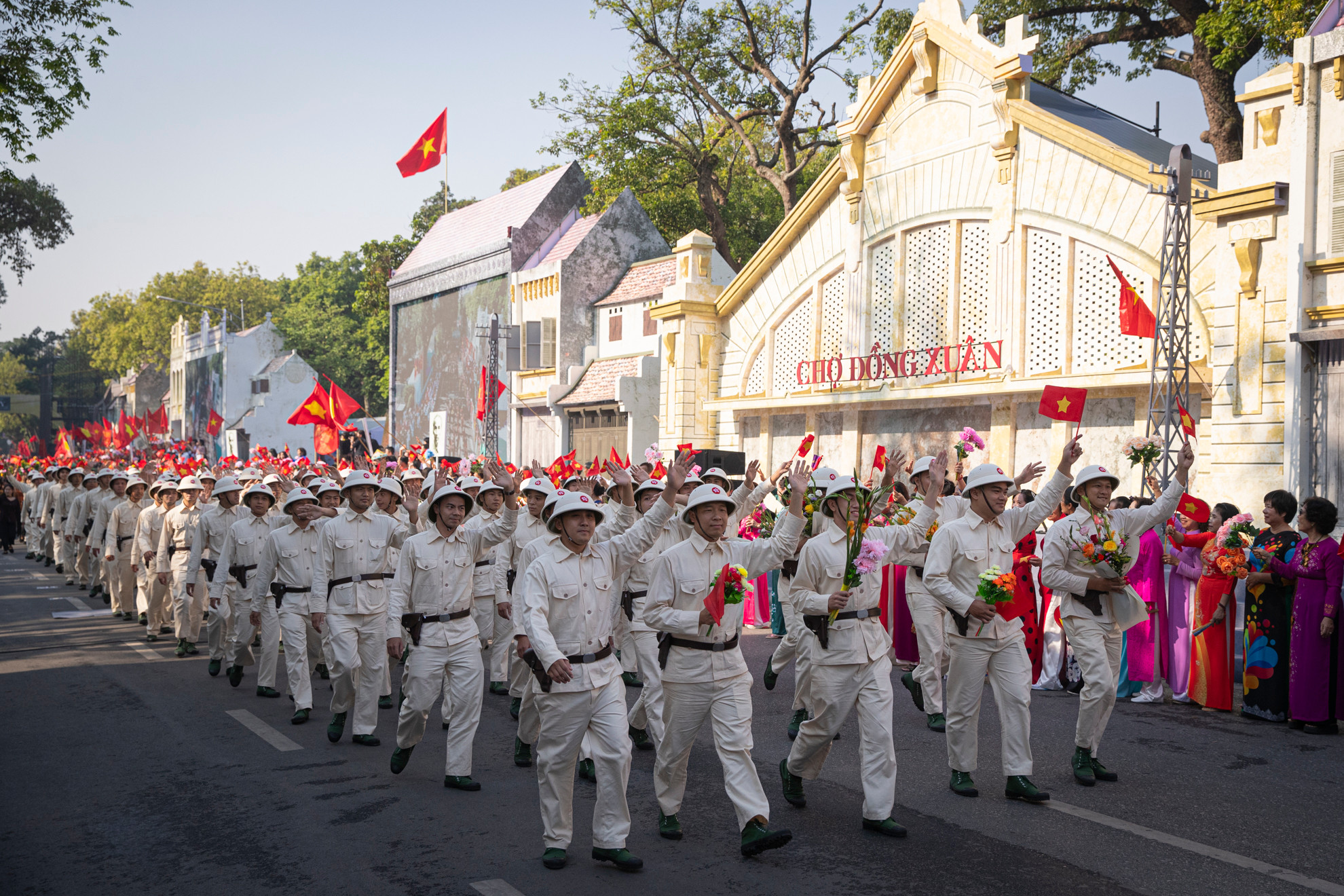 "Ngày hội Văn hóa vì hòa bình" được chia làm 3 phần chính: Phần I - Ký ức Hà Nội; Phần II - Dòng chảy di sản; Phần III - Hà Nội: Thành phố vì hòa bình, thành phố sáng tạo.