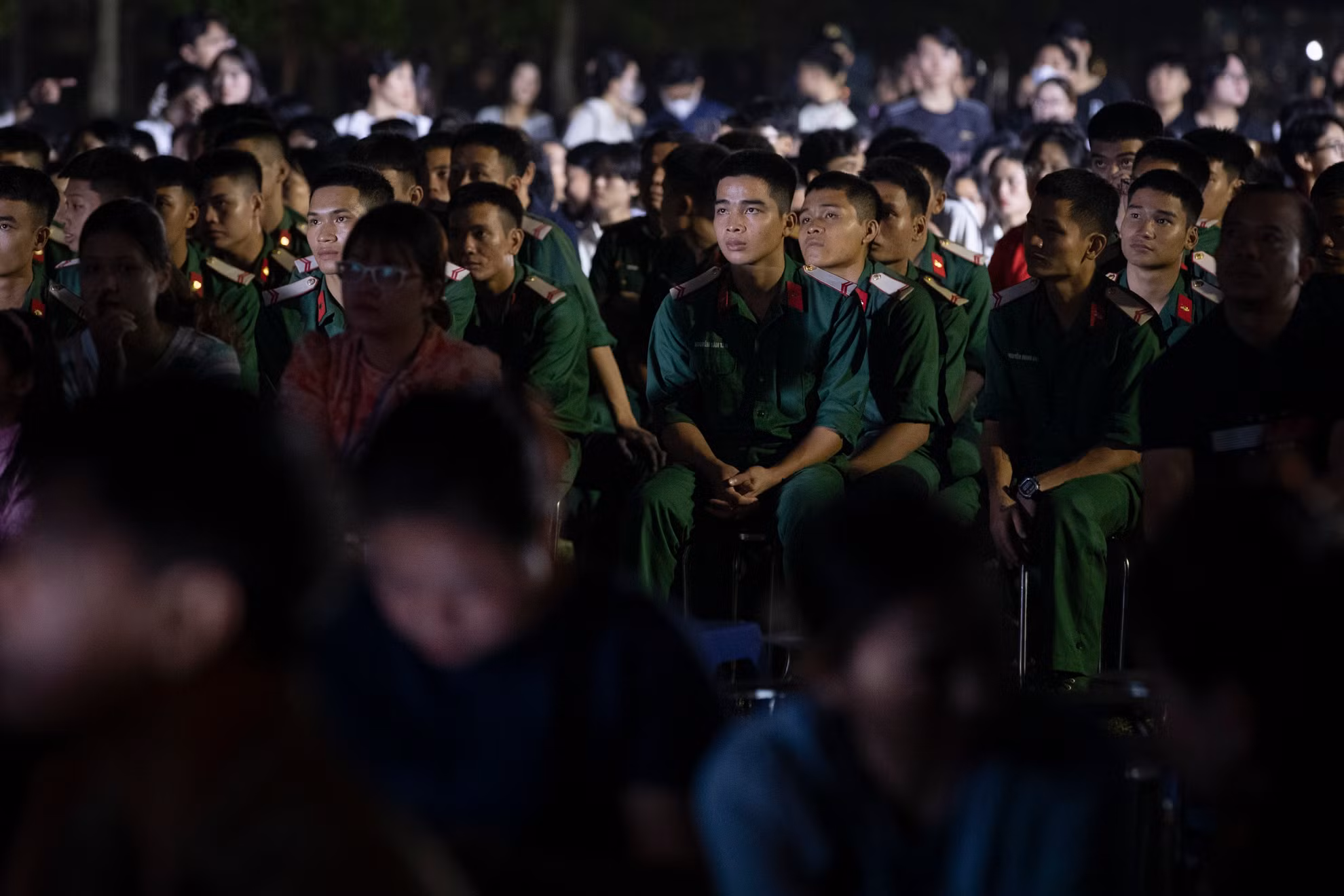 Câu chuyện về Những ngày cuối bám trụ Thủ đô đã tái hiện một cách sống động và đầy xúc động về cuộc chiến đấu anh dũng của quân dân Hà Nội trong những ngày kháng chiến.