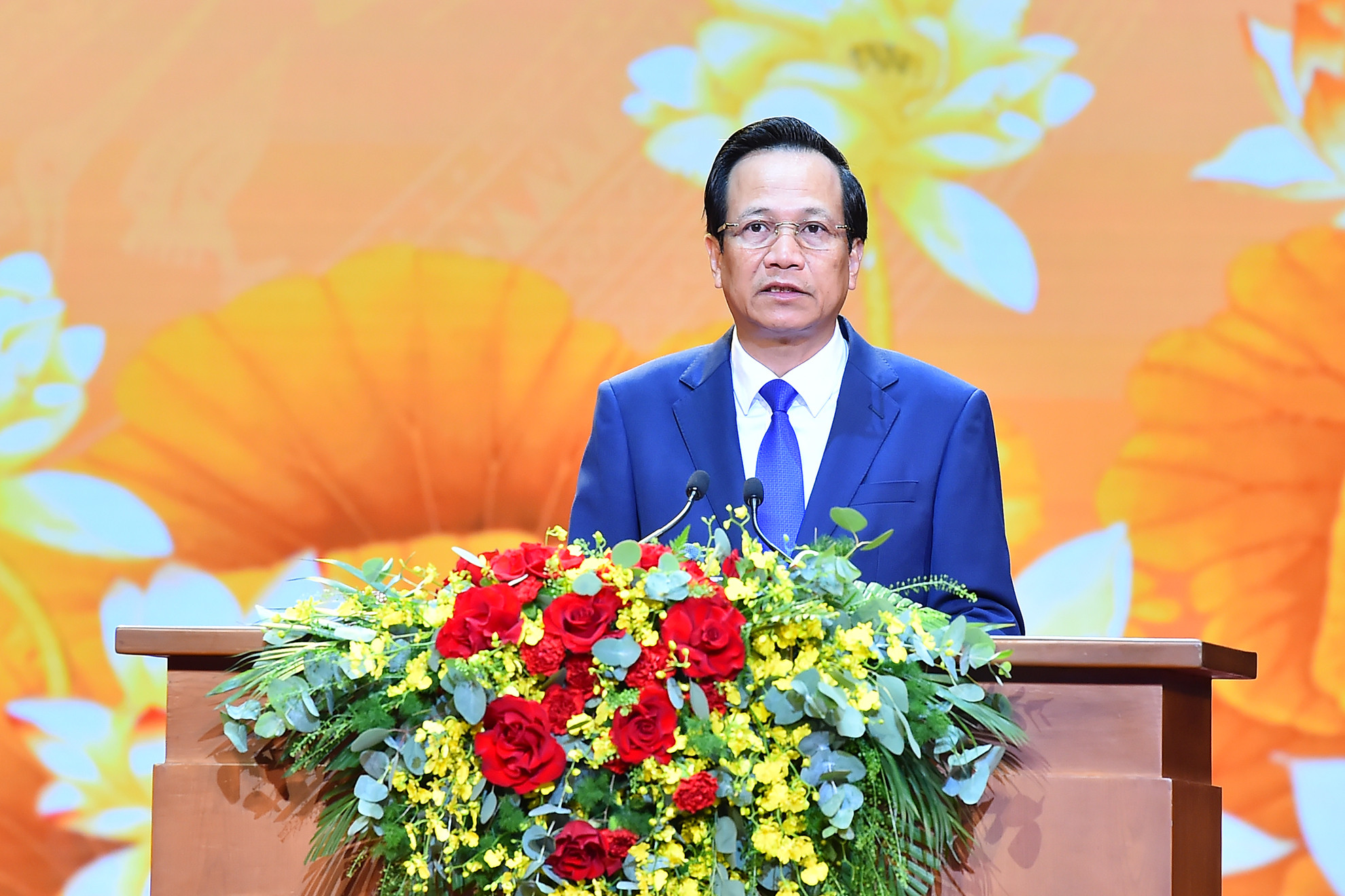 Bộ trưởng Lao động-Thương binh và Xã hội Đào Ngọc Dung trình bày Báo cáo tri ân người có công năm 2024.