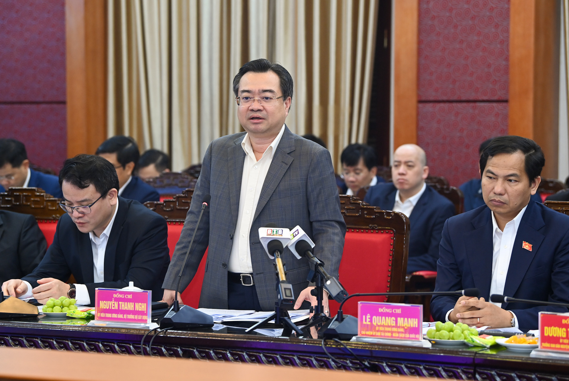 Bộ trưởng Xây dựng Nguyễn Thanh Nghị phát biểu tại buổi làm việc.