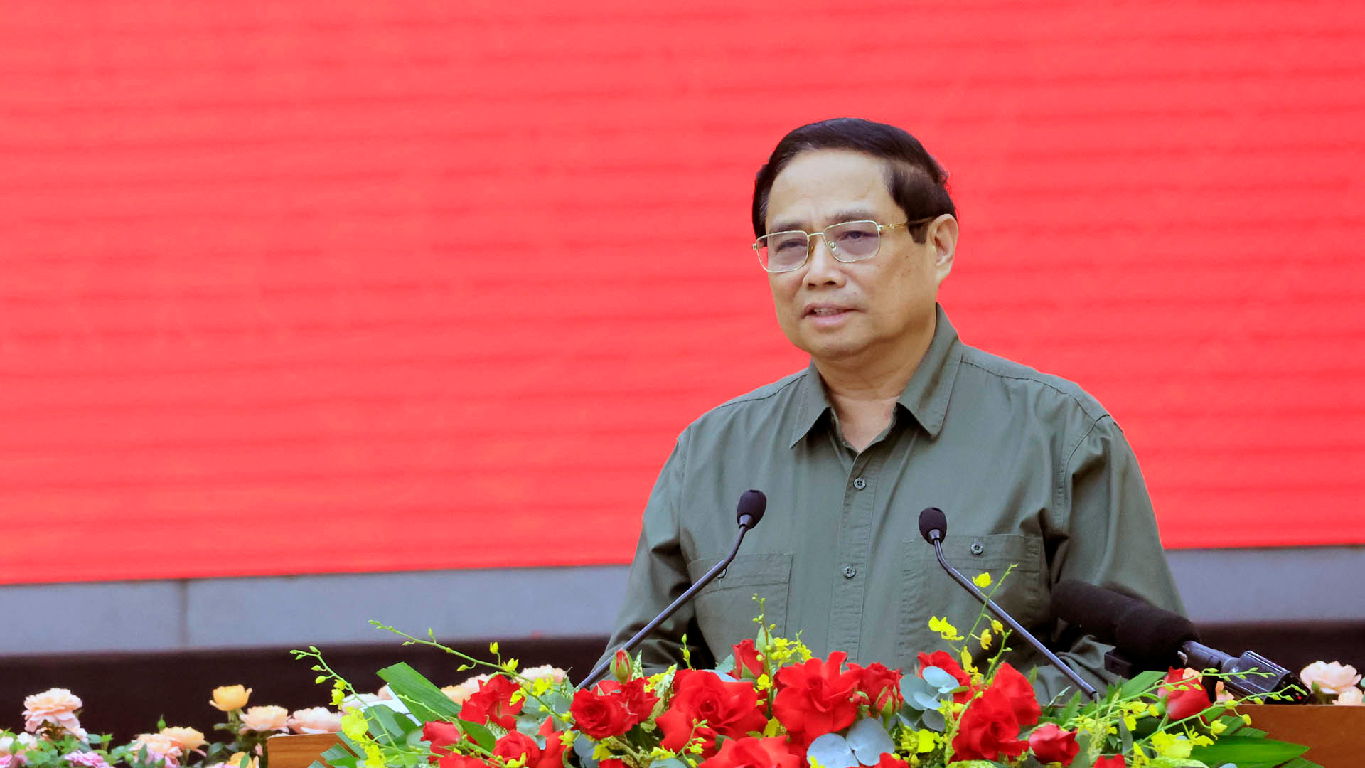 Thủ tướng Phạm Minh Chính phát biểu ý kiến tại buổi làm việc với Ban Thường vụ Tỉnh ủy Lâm Đồng chiều 25/8.