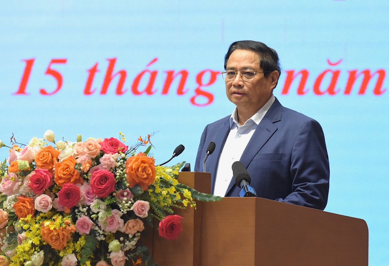 Thủ tướng Phạm Minh Chính phát biểu tại hội nghị thúc đẩy sản xuất, tiêu thụ xi-măng, sắt thép và vật liệu xây dựng.