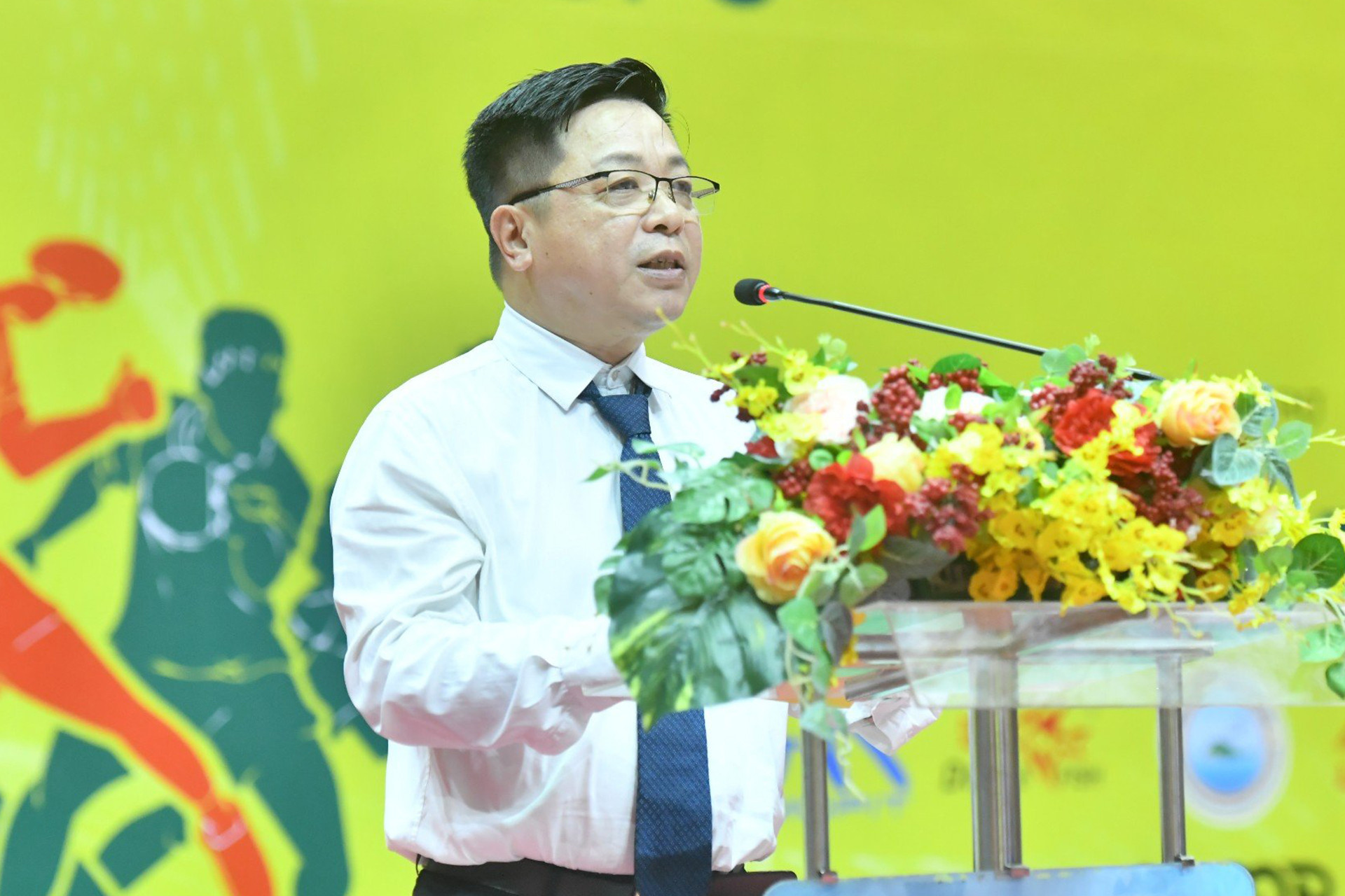 Đồng chí Quế Đình Nguyên, Phó Tổng Biên tập Báo Nhân Dân phát biểu tại Lễ bế mạc.