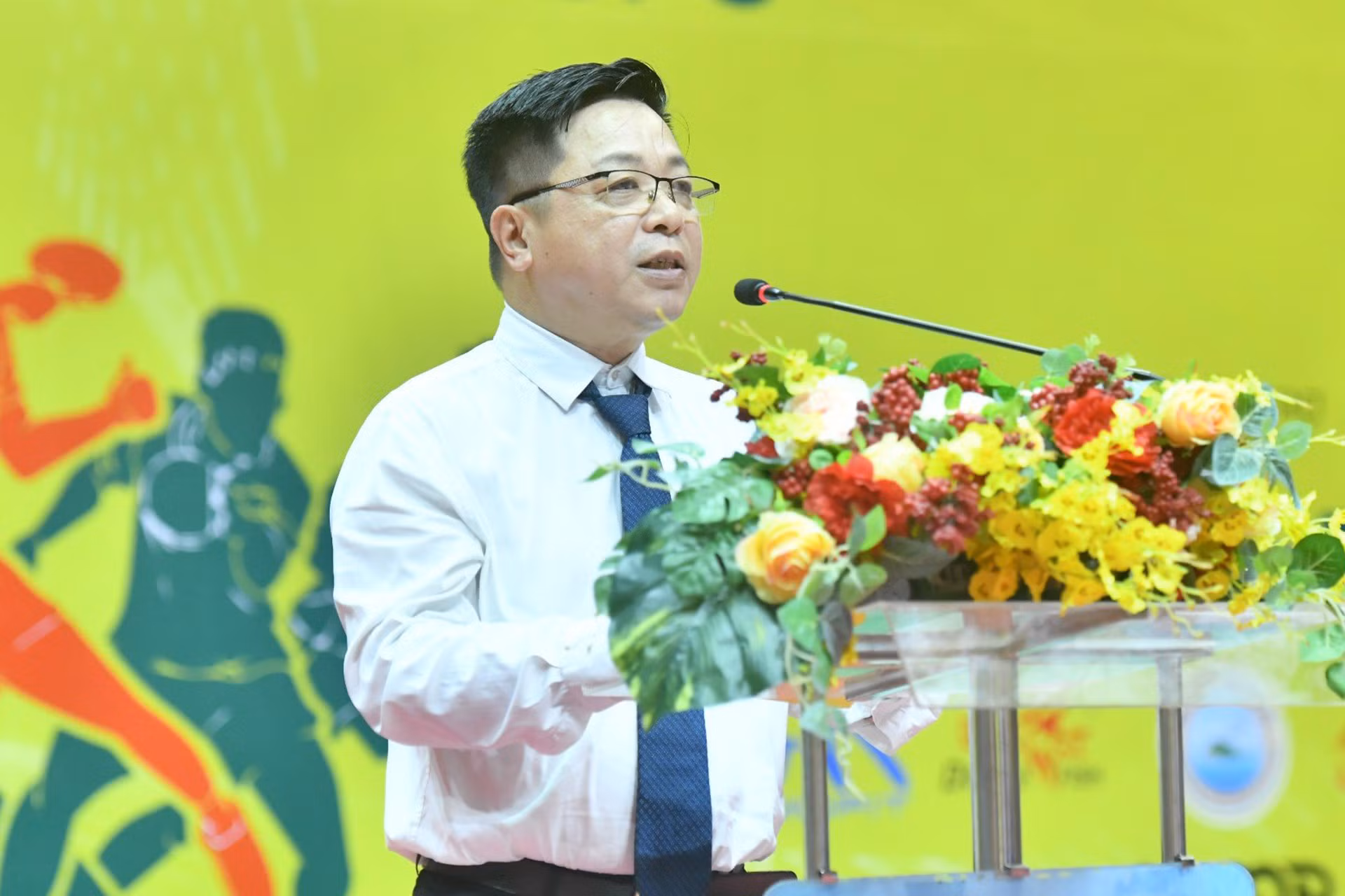 Đồng chí Quế Đình Nguyên, Phó Tổng Biên tập Báo Nhân Dân phát biểu tại Lễ bế mạc. Đồng chí Quế Đình Nguyên, Phó Tổng Biên tập Báo Nhân Dân phát biểu tại Lễ bế mạc.