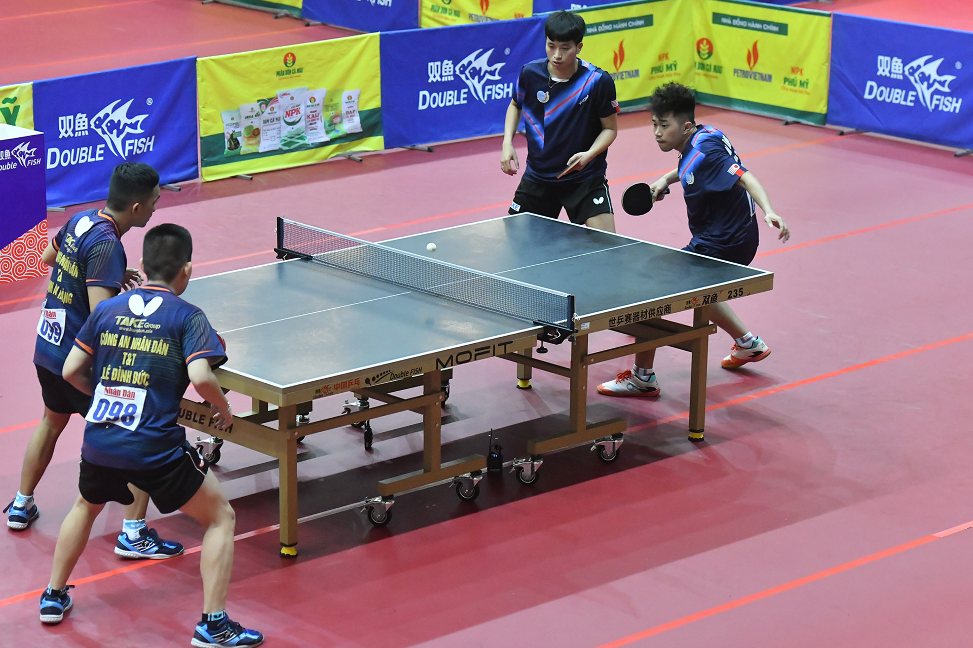 Họ là những tuyển thủ quốc gia đã khá quen thuộc với lối đánh của nhau.