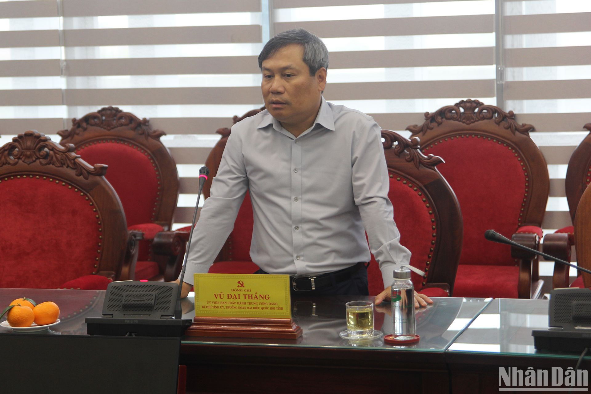 Đồng chí Vũ Đại Thắng, Bí thư Tỉnh ủy Quảng Bình thông tin cùng báo chí.