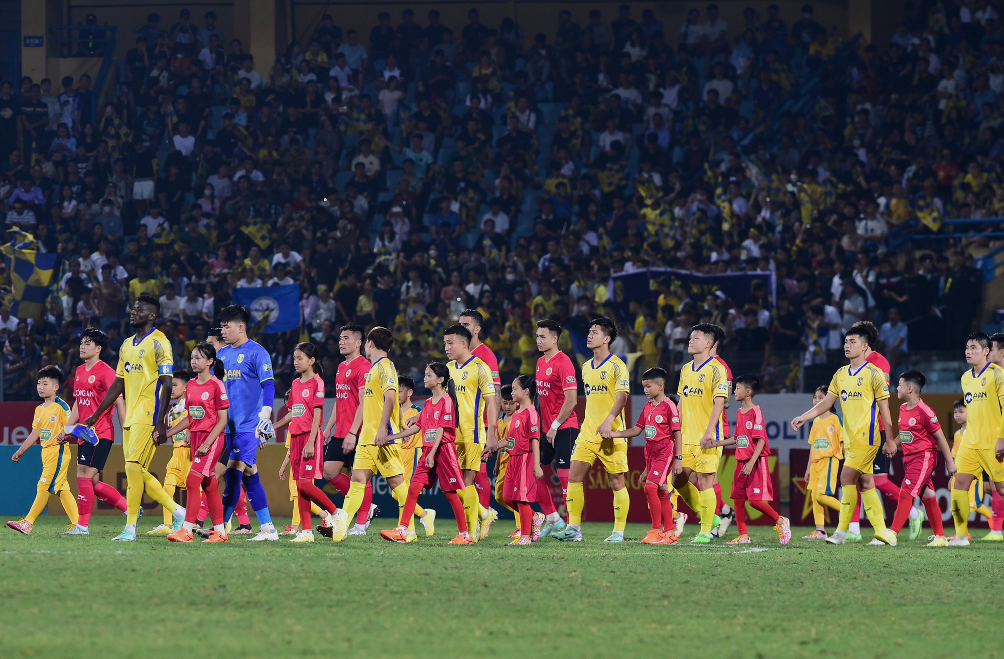 Hai đội bước vào trận đấu với mục tiêu cao.