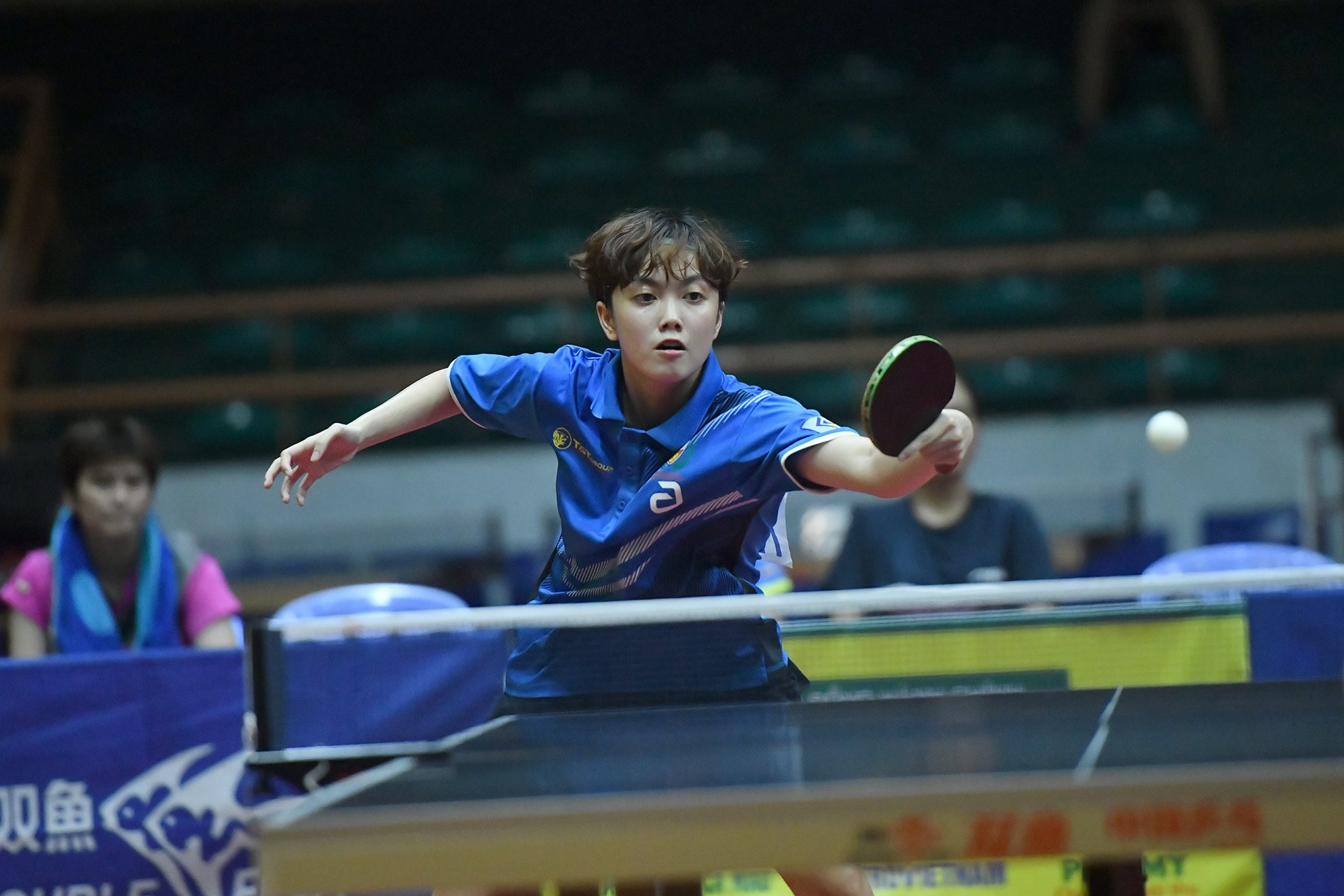 Trần Mai Ngọc (Công an nhân dân - T&T) từng lên ngôi vô địch đơn nữ Giải bóng bàn Báo Nhân Dân lần thứ 37 năm 2019 khi chỉ mới 17 tuổi. Cô gái có vóc dáng mảnh mai nhưng mỗi khi bước vào bàn đấu đều thể hiện sự lạnh lùng và dứt khoát trong từng đường bóng. Trần Mai Ngọc (Công an nhân dân - T&T) từng lên ngôi vô địch đơn nữ Giải bóng bàn Báo Nhân Dân lần thứ 37 năm 2019 khi chỉ mới 17 tuổi. Cô gái có vóc dáng mảnh mai nhưng mỗi khi bước vào bàn đấu đều thể hiện sự lạnh lùng và dứt khoát trong từng đường bóng.