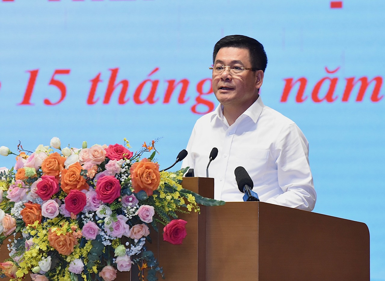 Bộ trưởng Công Thương Nguyễn Hồng Diên phát biểu tại Hội nghị.