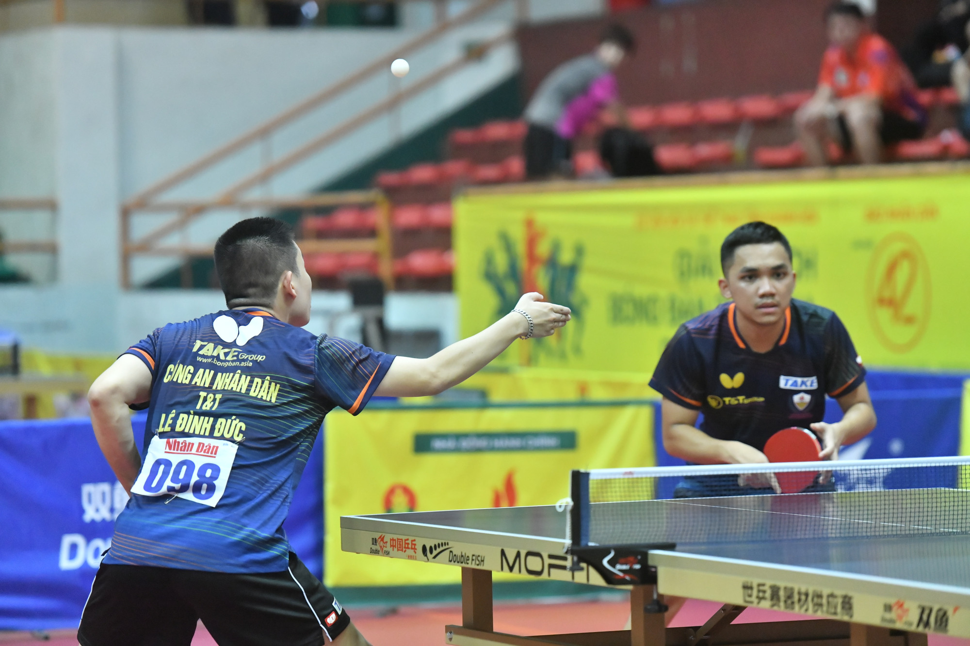 Tuy nhiên, đối thủ của họ là bộ đôi Đinh Anh Hoàng và Lê Đình Đức đã thi đấu với nhau từ lâu với sự ăn ý khăng khít.