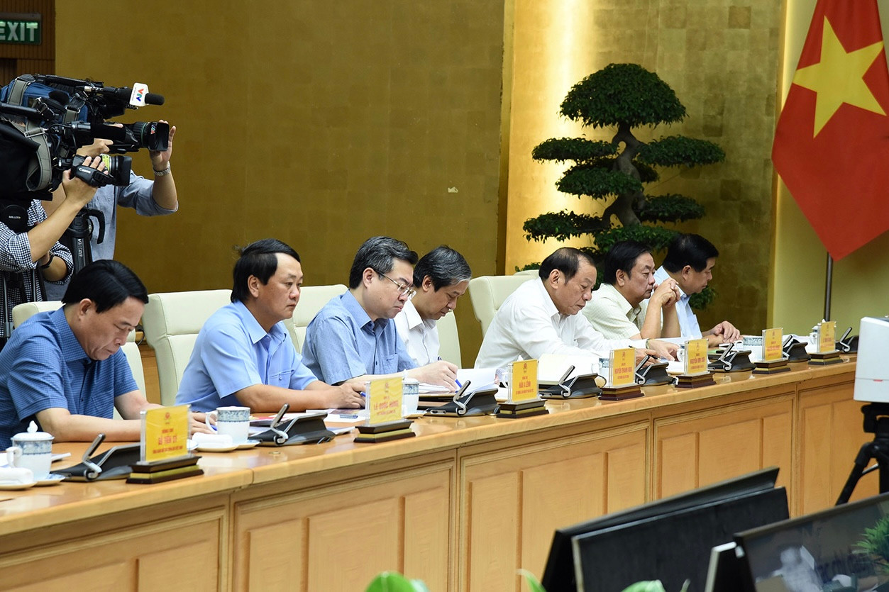 Đại diện lãnh đạo các bộ, ban, ngành tham dự phiên họp.