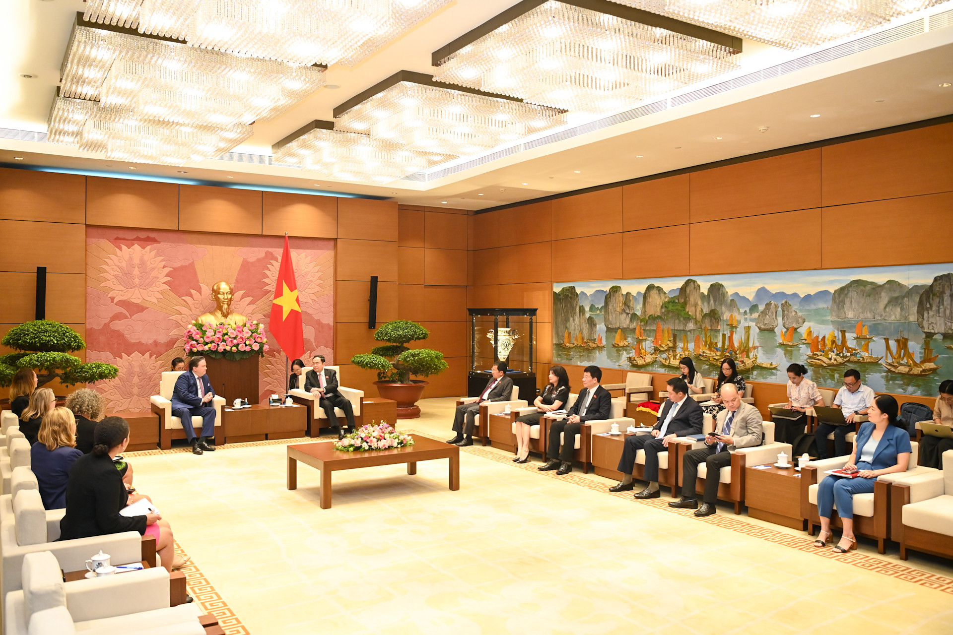 Quang cảnh buổi tiếp tại Nhà Quốc hội.