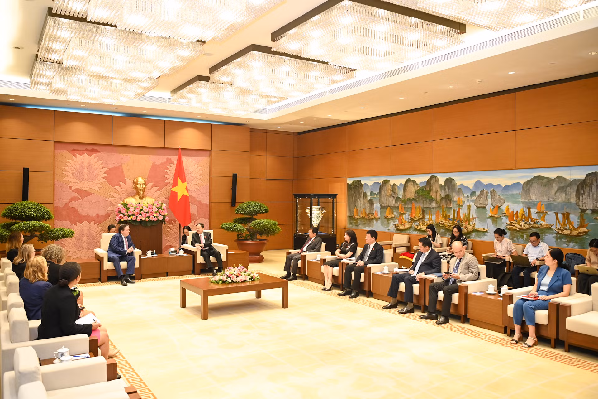 Quang cảnh buổi tiếp tại Nhà Quốc hội.