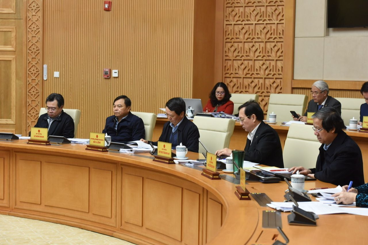 Đại diện lãnh đạo các bộ tham dự phiên họp.